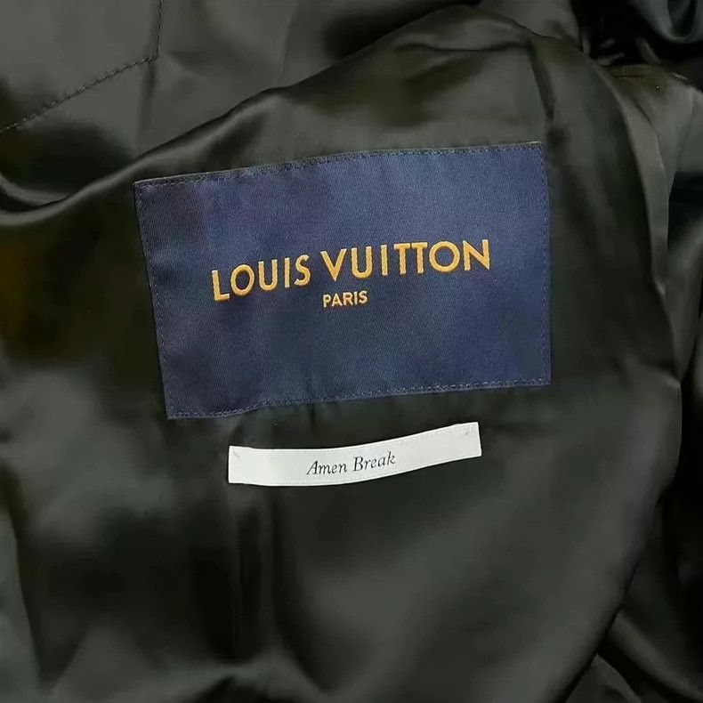 Louis Vuitton Louis Vuitton Black and yellow baseball jacket Size US L / EU 52-54 / 3 - 7 Thumbnail