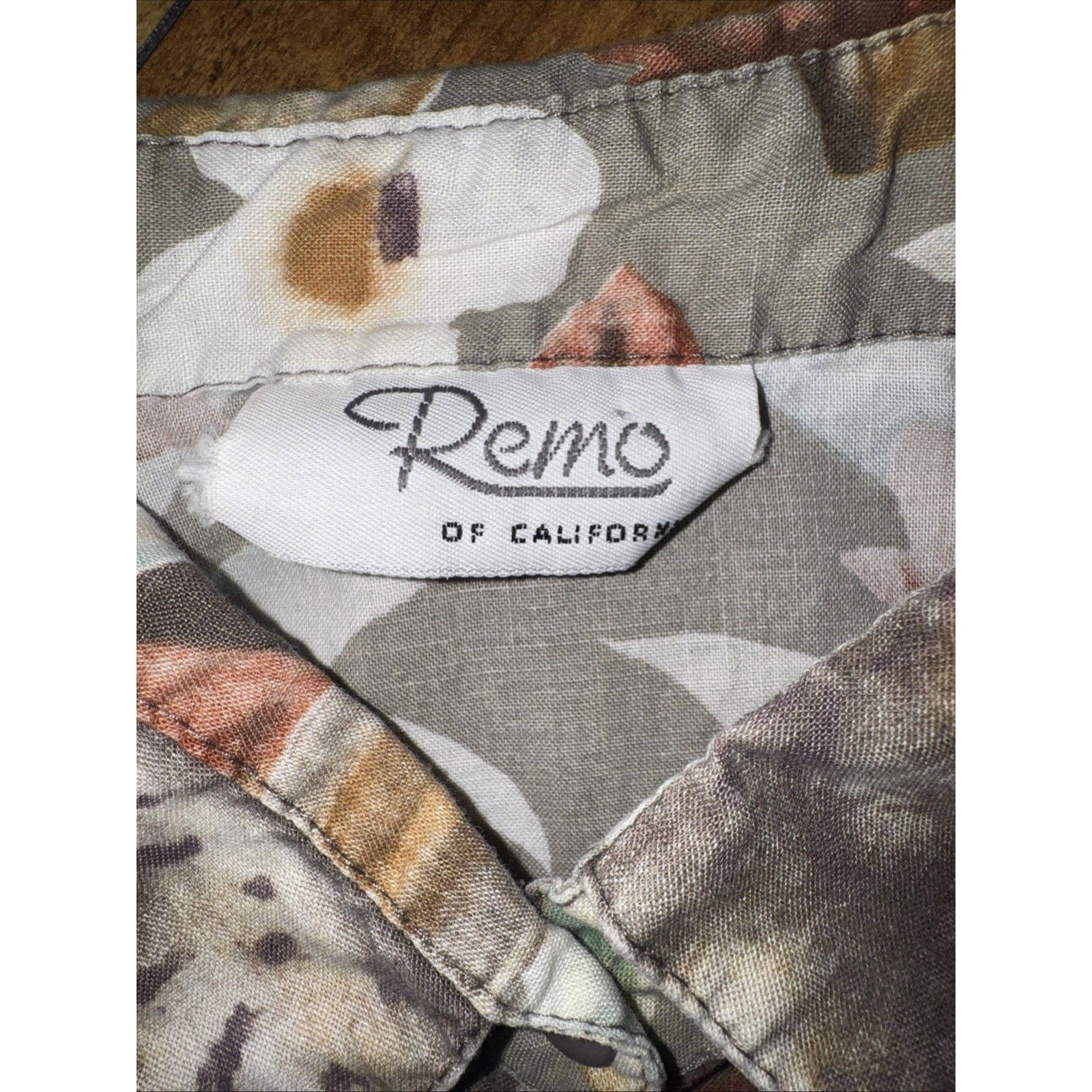Vintage Remo Of California Hawaiian Shirt Leopards L 22x26 USA Size US L / EU 52-54 / 3 - 3 Thumbnail