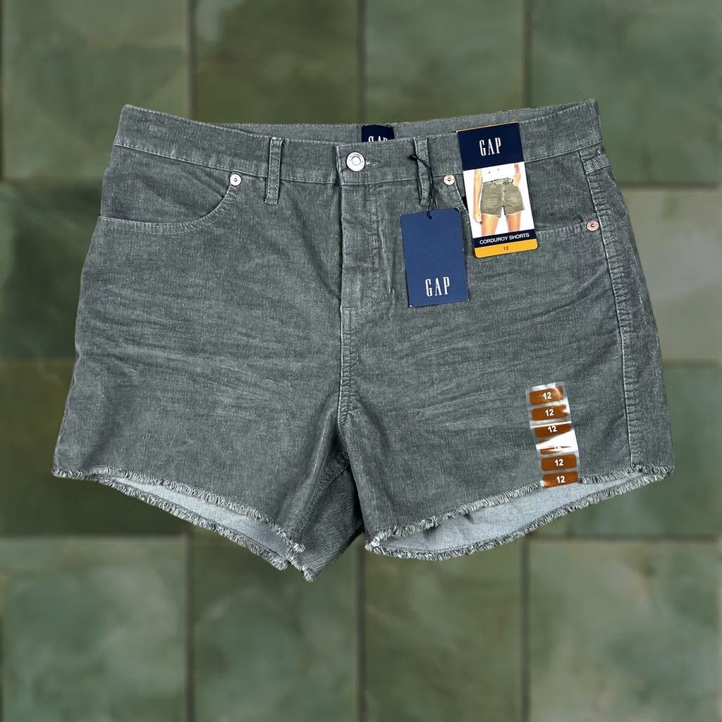Gap Gap Shorts Women 12 Corduroy Midi Cut Off Cotton Stretch Mid Rise Dark Green Size 34" / US 12 / IT 48 - 1 Thumbnail