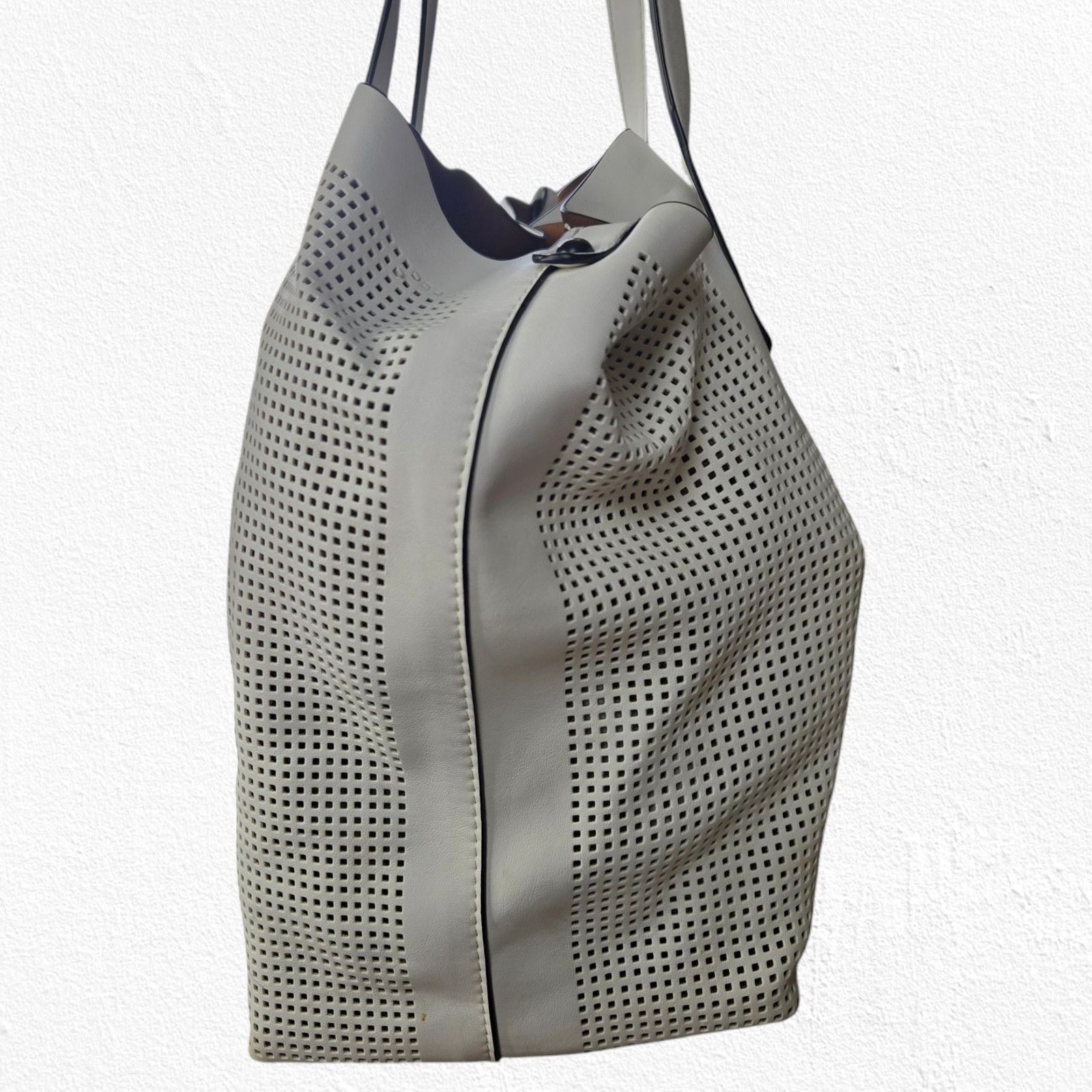 Other White Perforated Tote Bag Removable Crossbody Strap Pouch Size ONE SIZE - 6 Thumbnail
