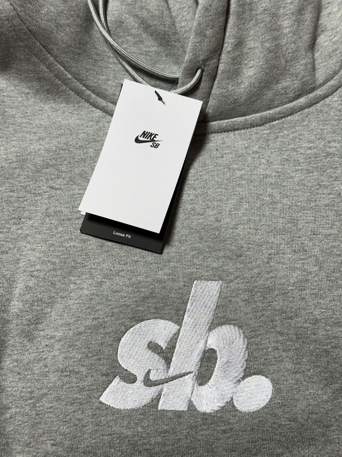 Nike NWT NSW Nike SB Fleece Pullover Gray Sportswear Men Sz XL Size US XL / EU 56 / 4 - 3 Thumbnail