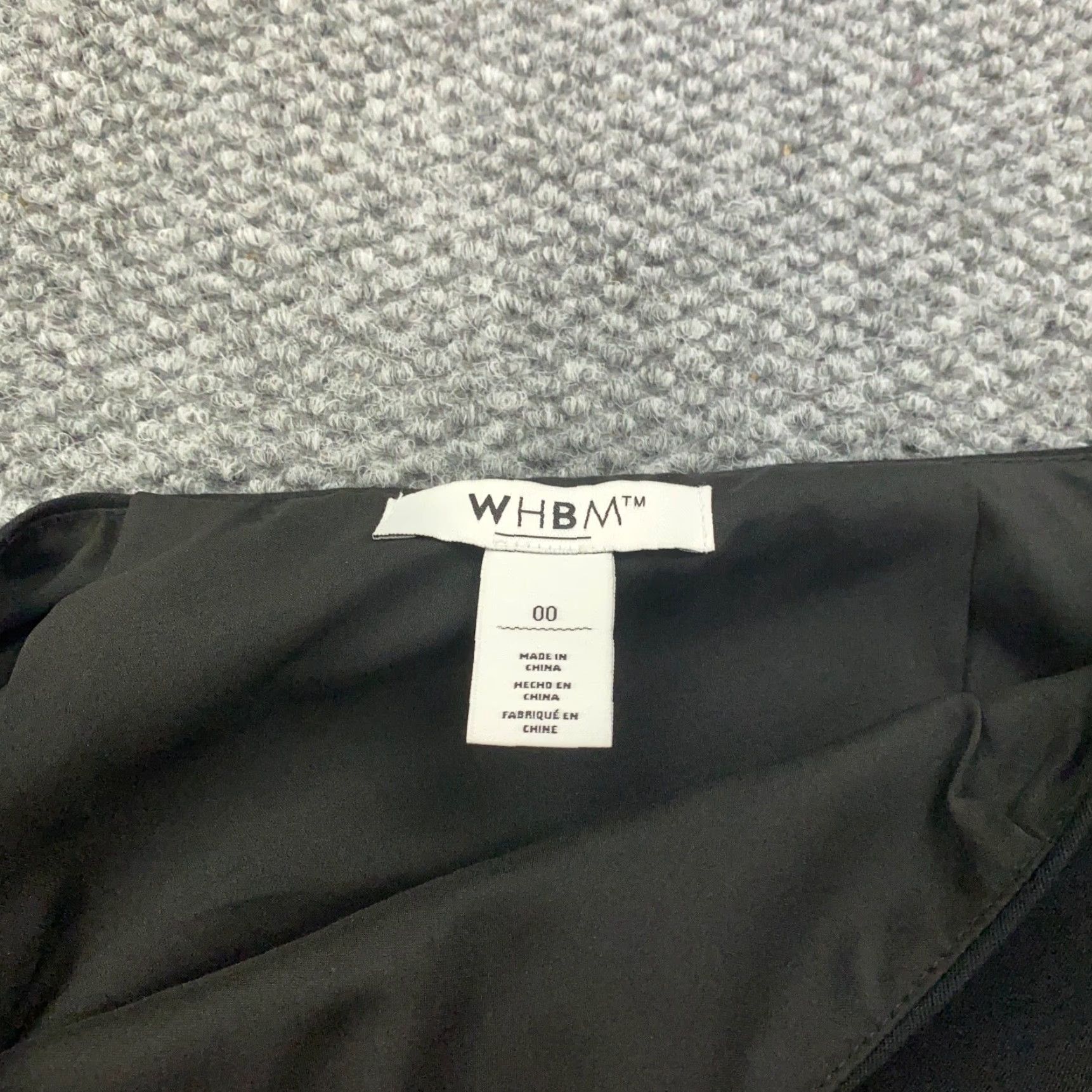 White House Black Market White House Black Market Womens Skirt Size 00 Black Pencil Zipper Lined Slit Stretch Knee Length Solid Size 24" / US 00 / IT 34 - 4 Thumbnail