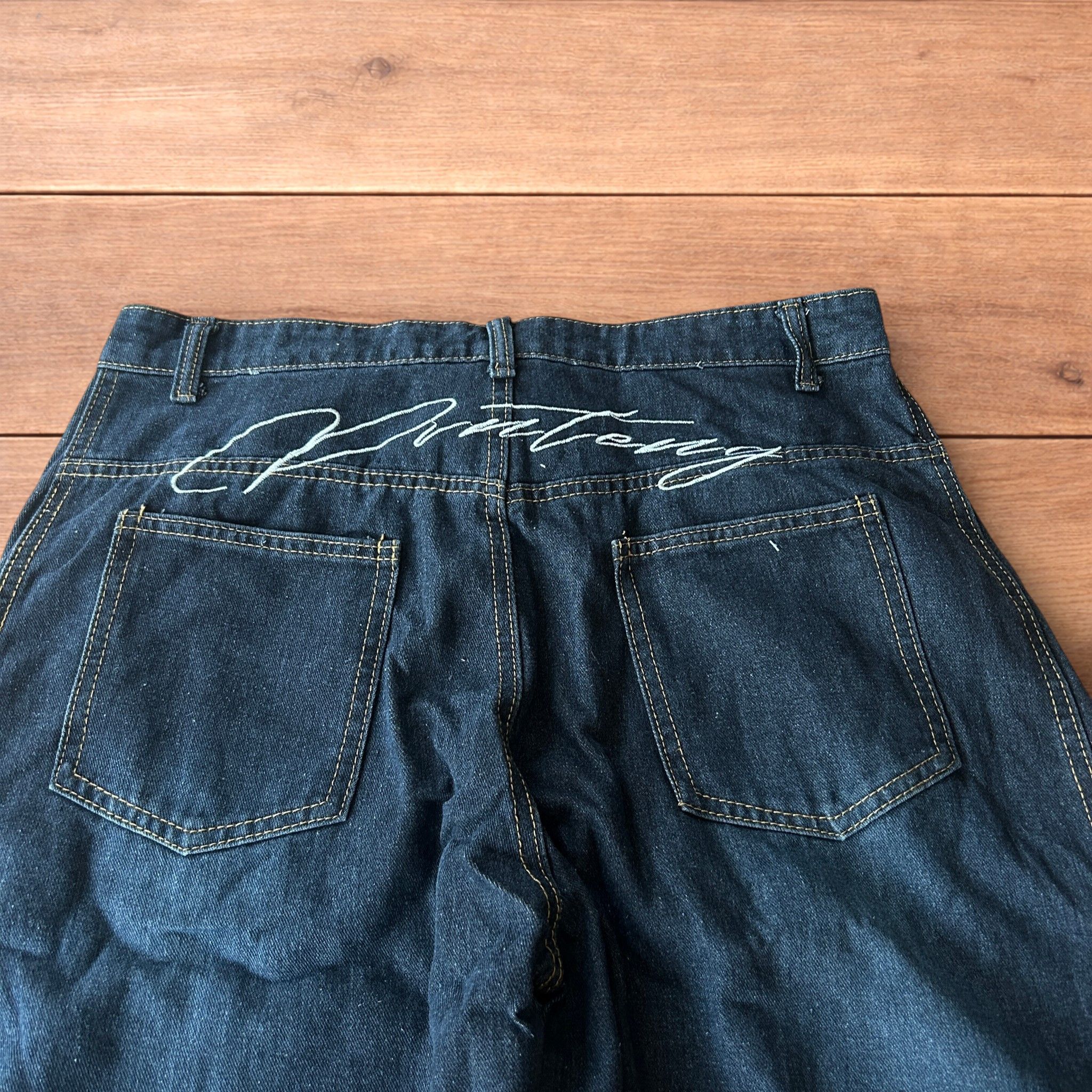 Japanese Brand Baggy wide leg skater jeans with embroidery in dark blue. Size US 34 / EU 50 - 3 Thumbnail