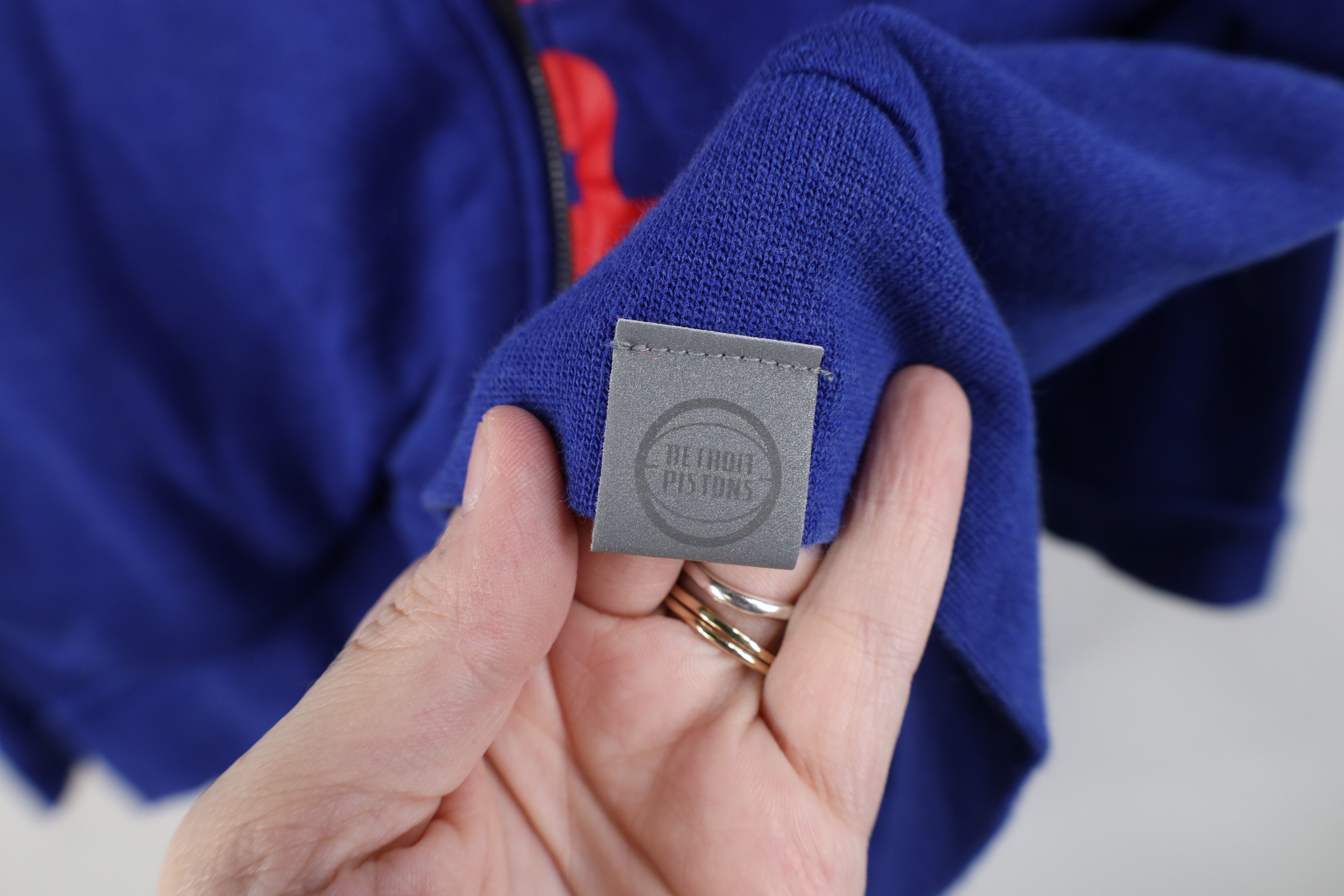 Nike Nike Pistons Basketball French Terry Modern Cape Hoodie Size M / US 6-8 / IT 42-44 - 7 Thumbnail