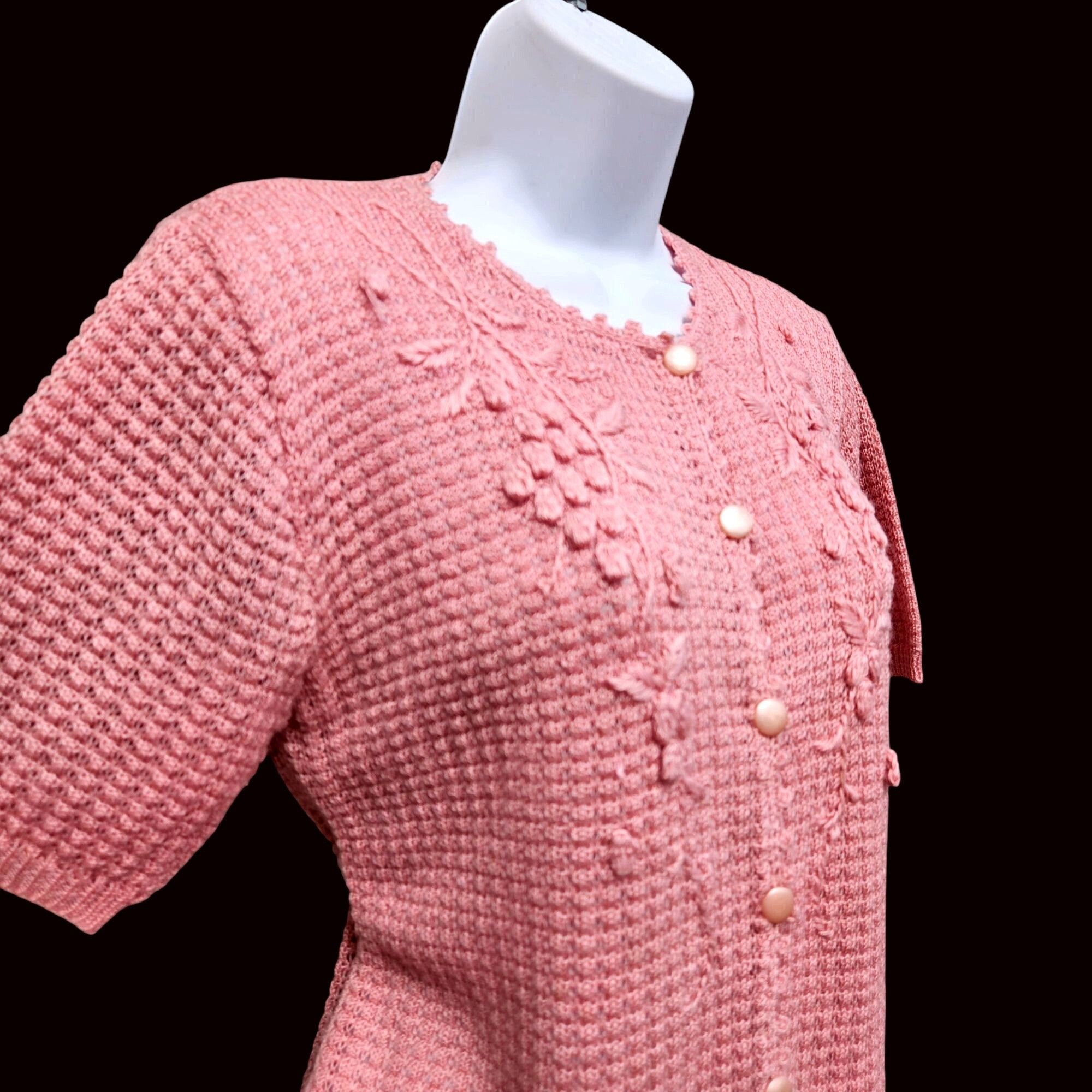Vintage Vintage 70s Japanese Pastel Pink Lace Knit Floral Cardigan T Size M / US 6-8 / IT 42-44 - 3 Thumbnail