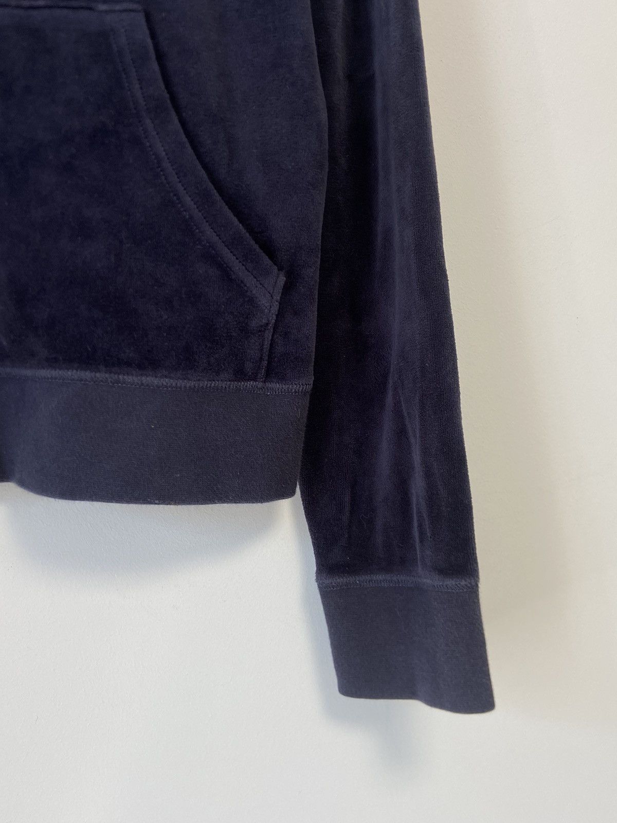 Juicy Couture × Vintage Vintage Juicy Couture Hoodie Sweatshirt Navy Blue Velour y2k Size XL / US 12-14 / IT 48-50 - 4 Thumbnail
