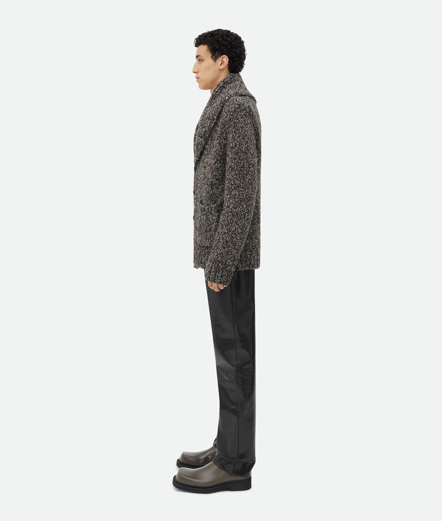 Bottega Veneta o1n1vont1224 Alpaca Shawl Collar Cardigan in Dark Grey Size US L / EU 52-54 / 3 - 2 Thumbnail