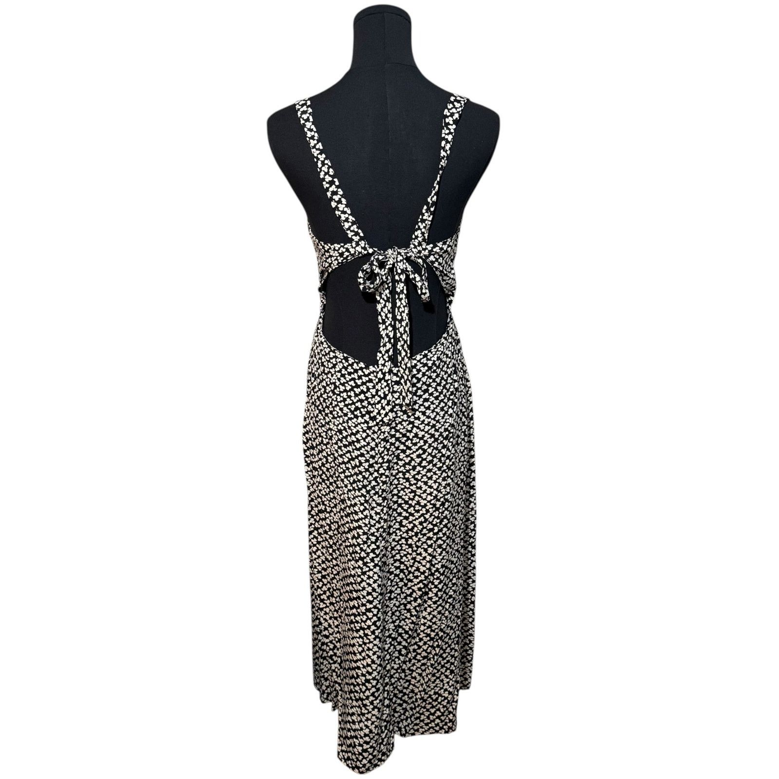 REVOLVE LPA Square Neck Midi Dress Tie Closure Open Back Size Medium Size M / US 6-8 / IT 42-44 - 10 Thumbnail