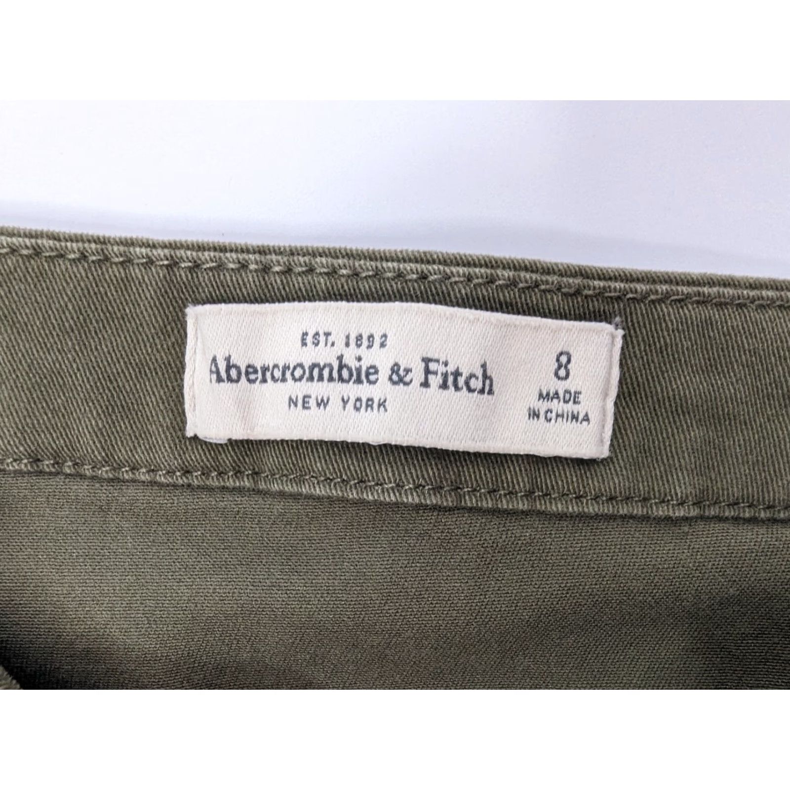 Abercrombie & Fitch Abercrombie & Fitch Skirt Women's 8 Oliver Green Button Outdoor Denim Cotton Blend Casual Bohemian Nature A-Line Short Vintage: No (adjust to rules) Size 30" / US 8 / IT 44 - 6 Thumbnail