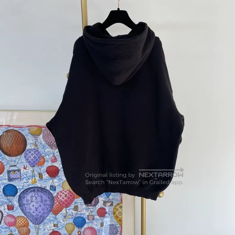 Balenciaga Balenciaga Black Letter Hooded Sweatshirt Size US M / EU 48-50 / 2 - 2 Thumbnail