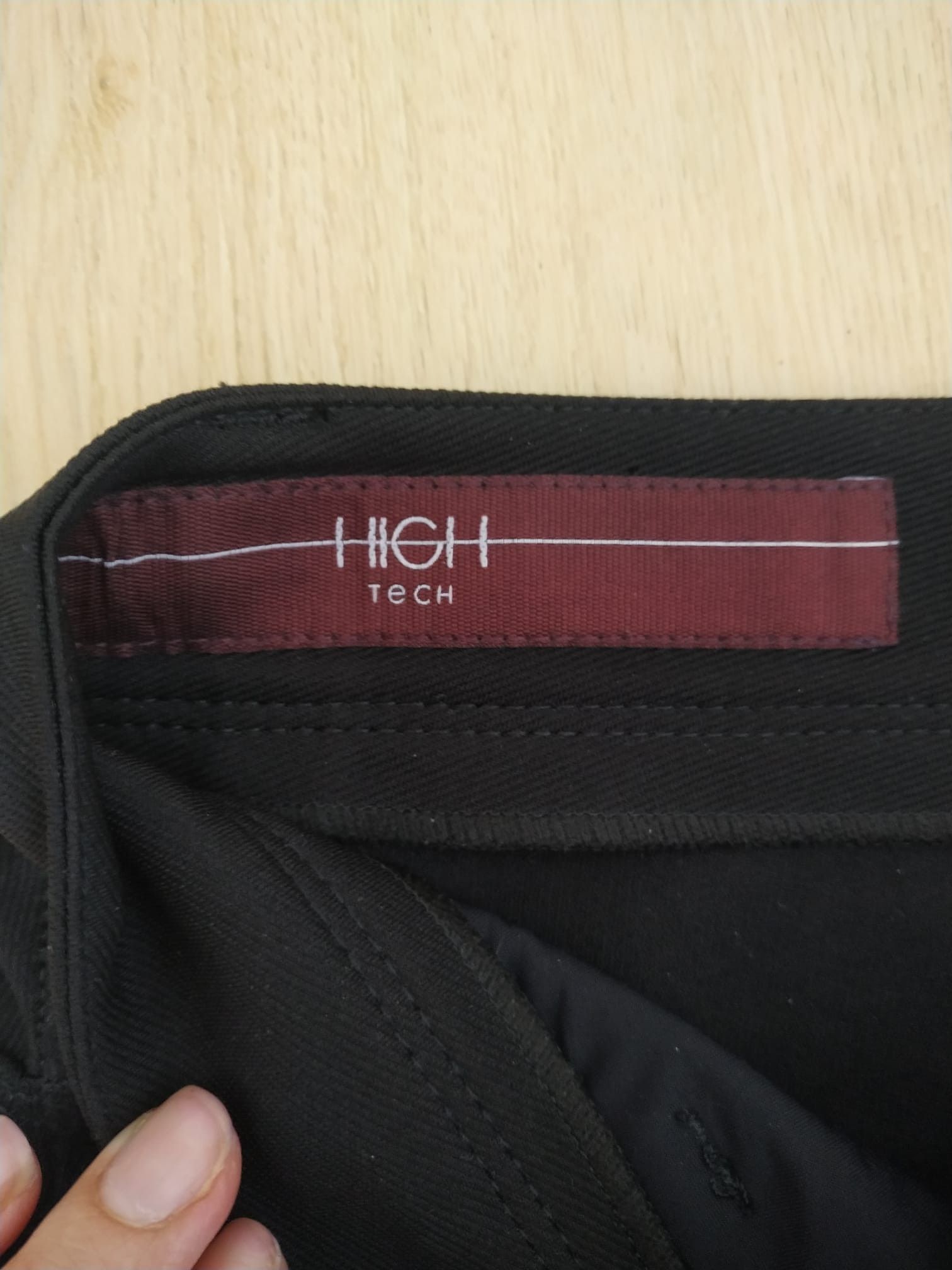 Designer HIGH by Claire Campbell black skirt, pattern 6 size Size 28" / US 6 / IT 42 - 3 Thumbnail