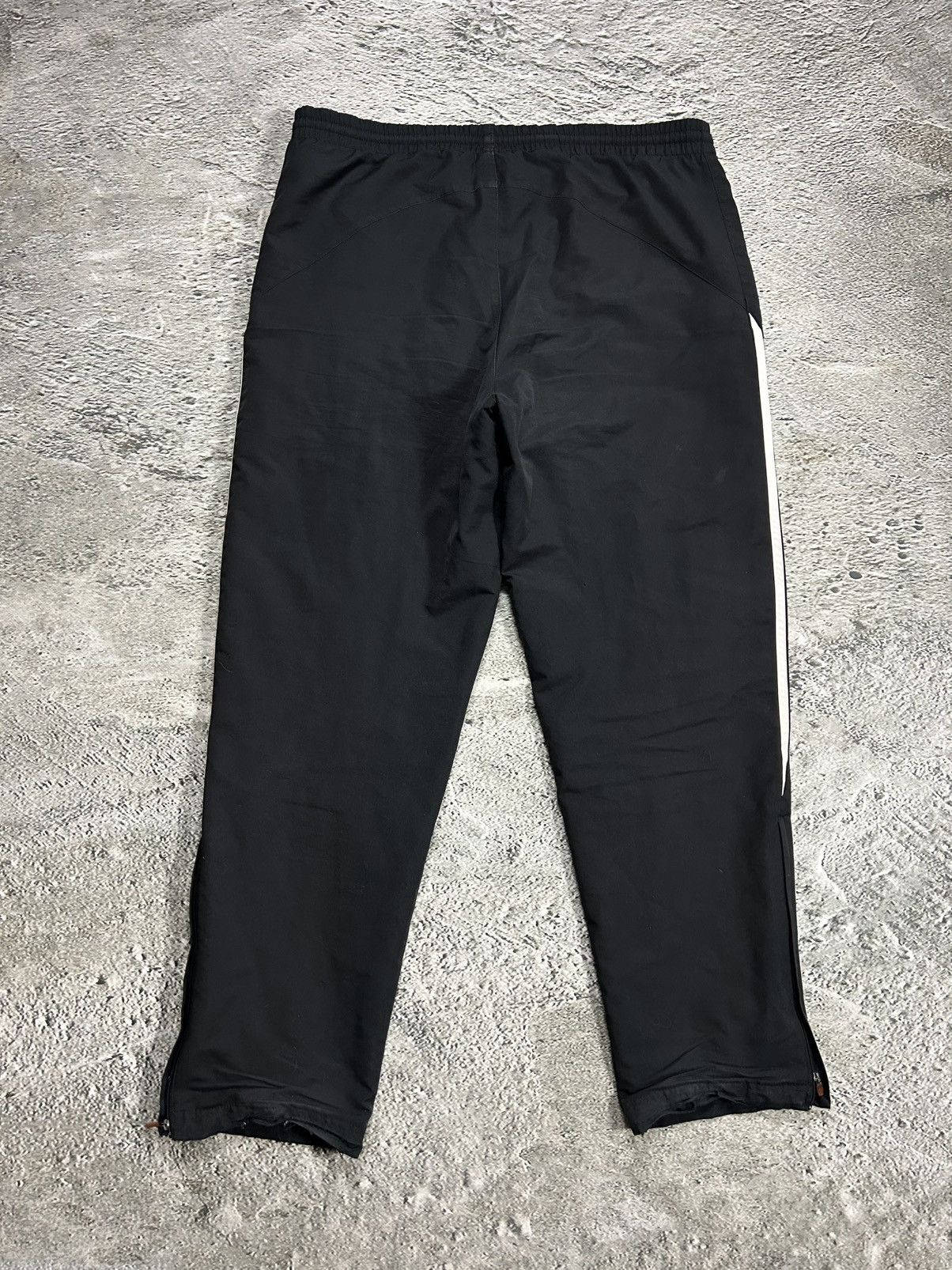 Adidas × Vintage Adidas track suit vintage red black nylon track pants drill Size US S / EU 44-46 / 1 - 18 Thumbnail