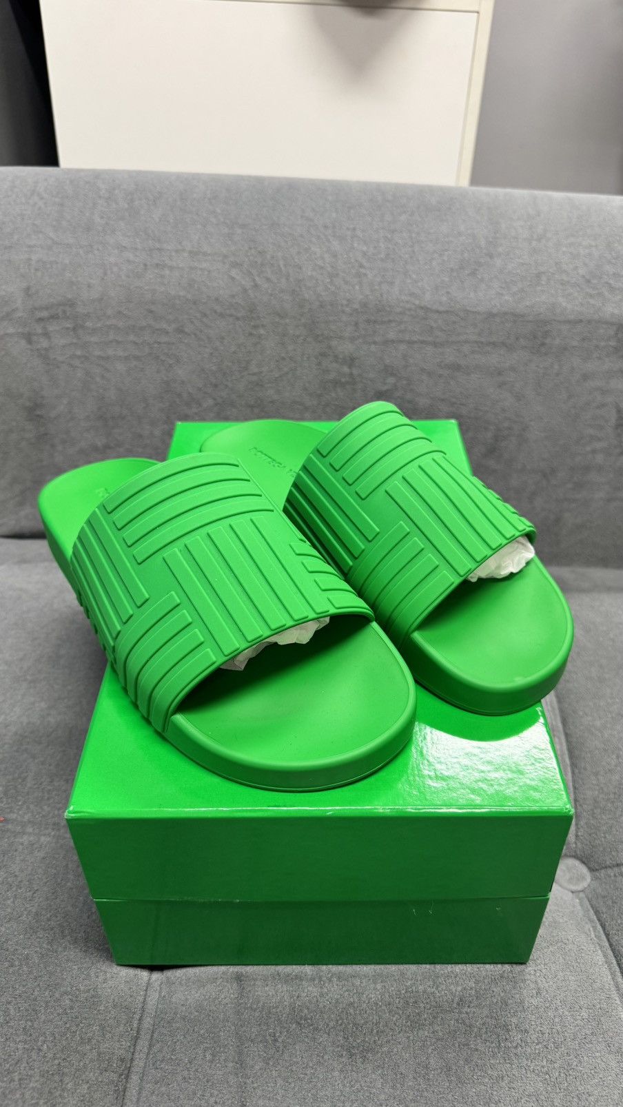 Bottega Veneta Bottega Veneta Debossed Rubber Slides Green Size US 9 / EU 42 - 1 Thumbnail