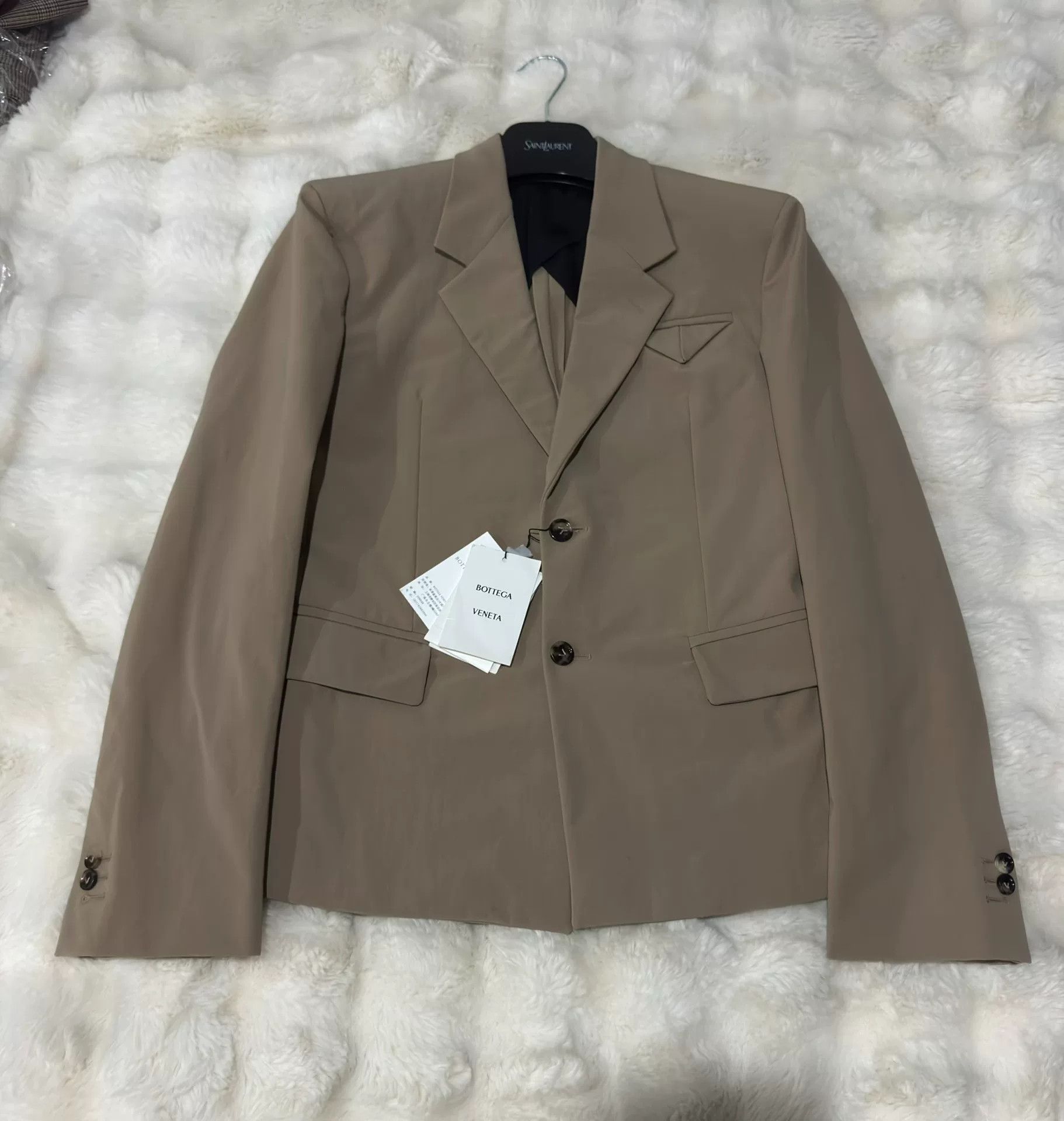 Bottega Veneta Bottega Veneta Men's Triangle Logo Blazer Size US M / EU 48-50 / 2 - 1 Thumbnail
