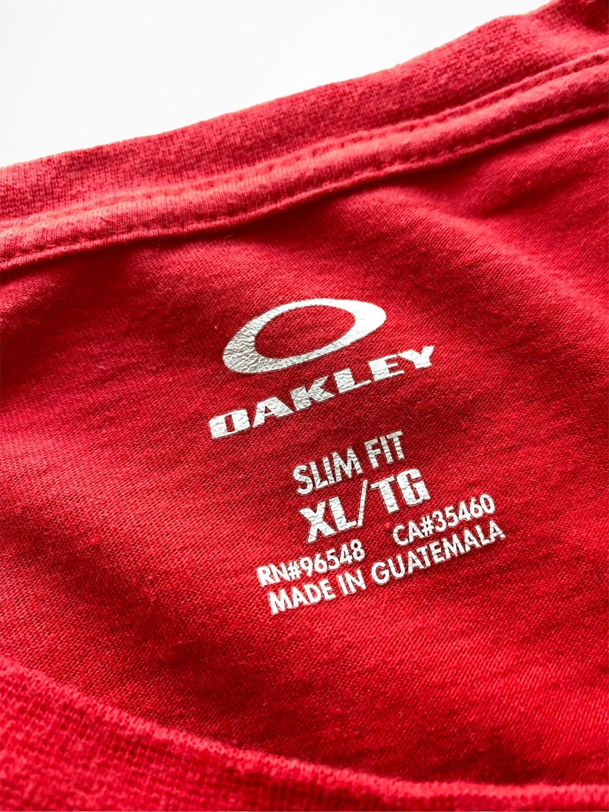 Oakley Oakley racing moto print t shirt vintage slim fit Size US XL / EU 56 / 4 - 2 Thumbnail