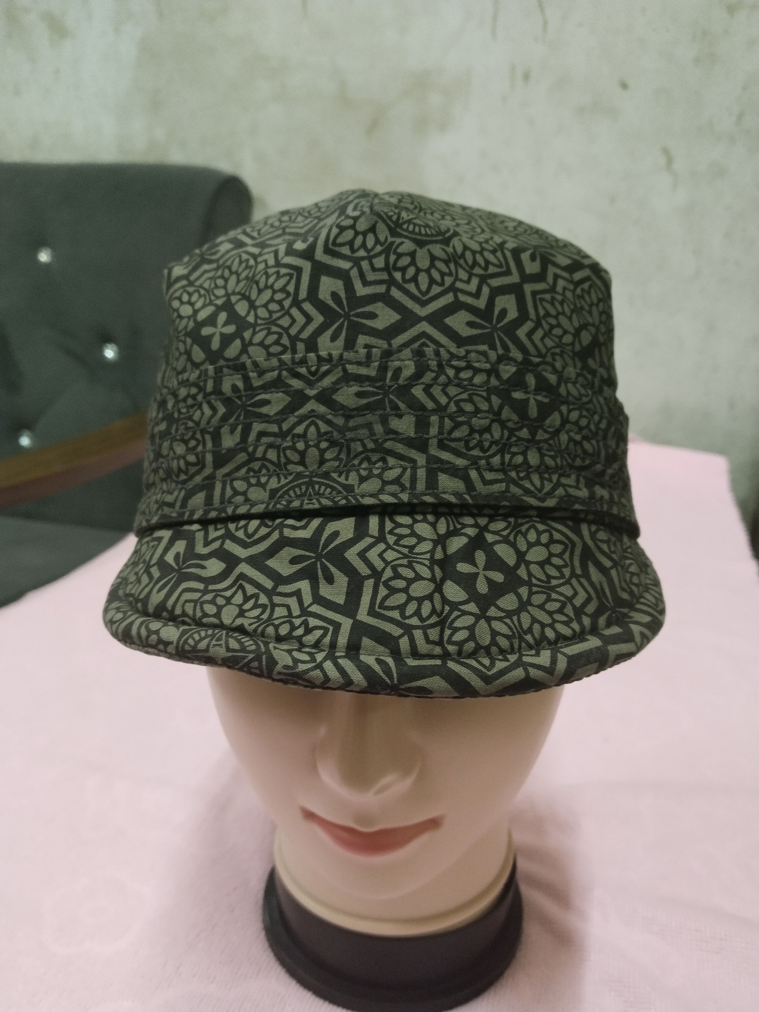 Obey × Shepard Fairey RARE OBEY GAINT SHEPARD FAIREY FULLPRINT HAT Size ONE SIZE - 1 Thumbnail