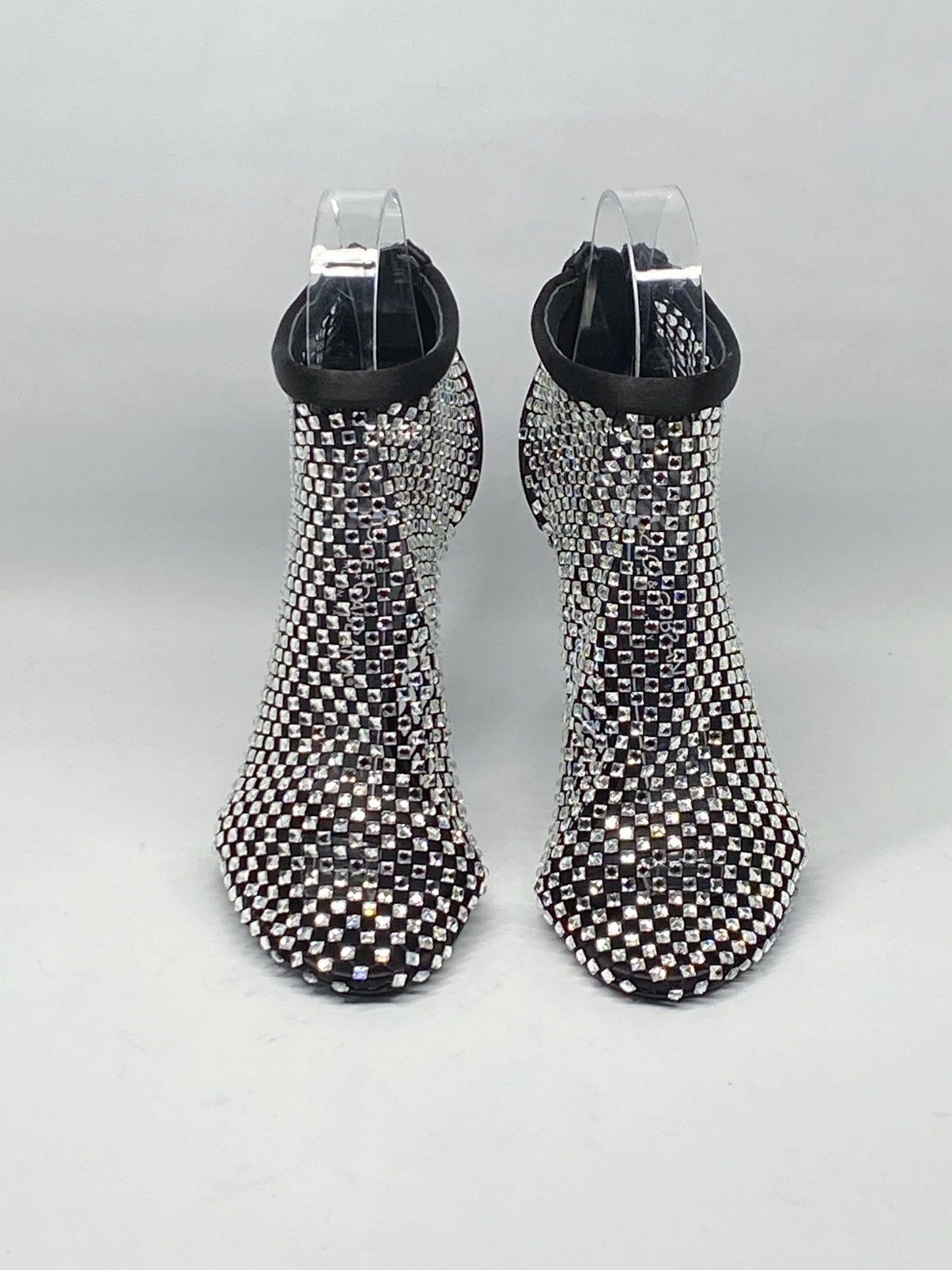 Dolce & Gabbana Dolce & Gabbana mesh crystal embellished satin pumps size 35 Size US 5 / IT 35 - 8 Thumbnail