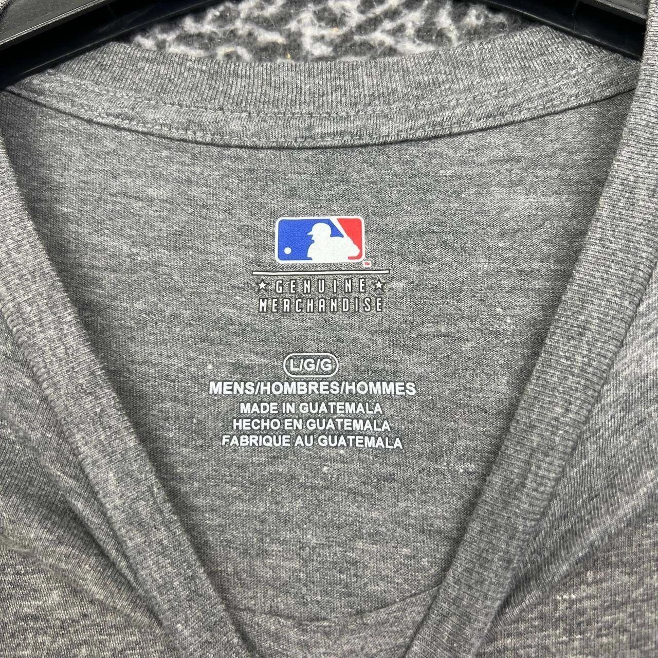 MLB Cleveland Indians Guardians Shirt Men MLB Crew Neck New L Size US L / EU 52-54 / 3 - 2 Thumbnail