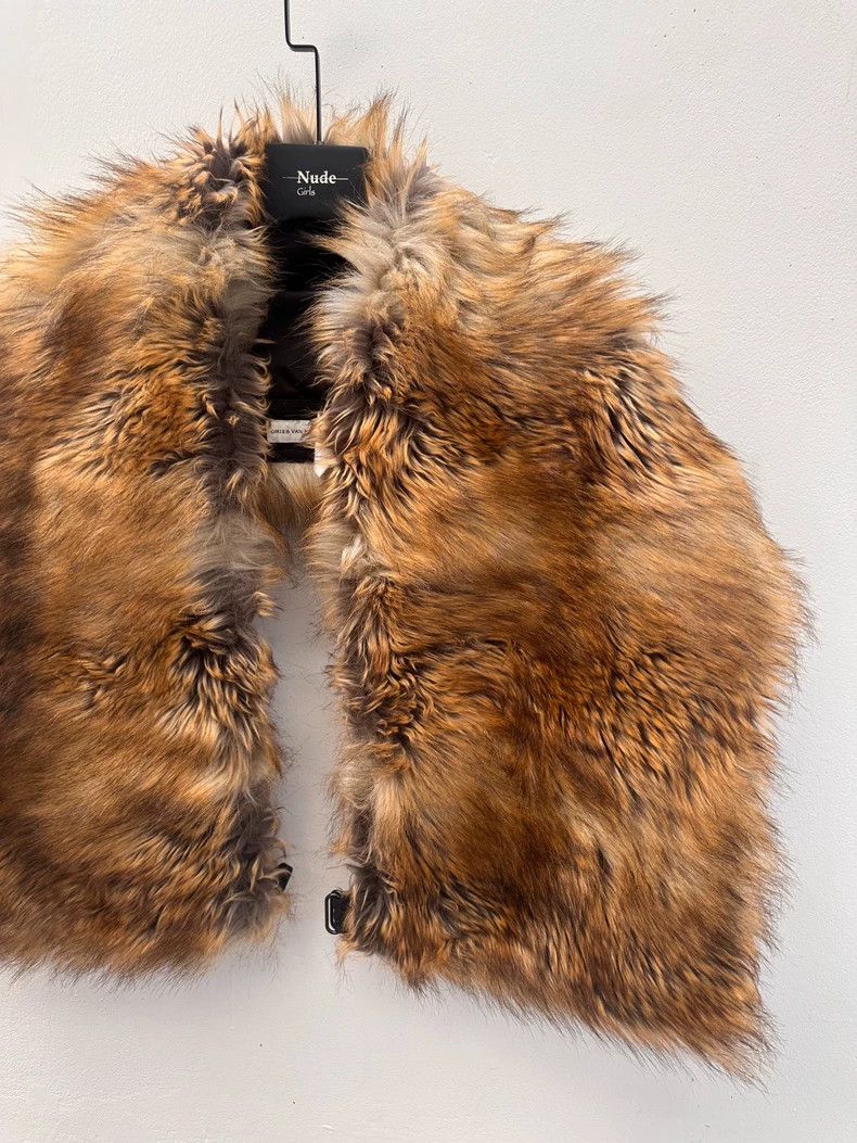 Dries Van Noten Dries van noten 20 Aw fur shawl Size ONE SIZE - 2 Thumbnail