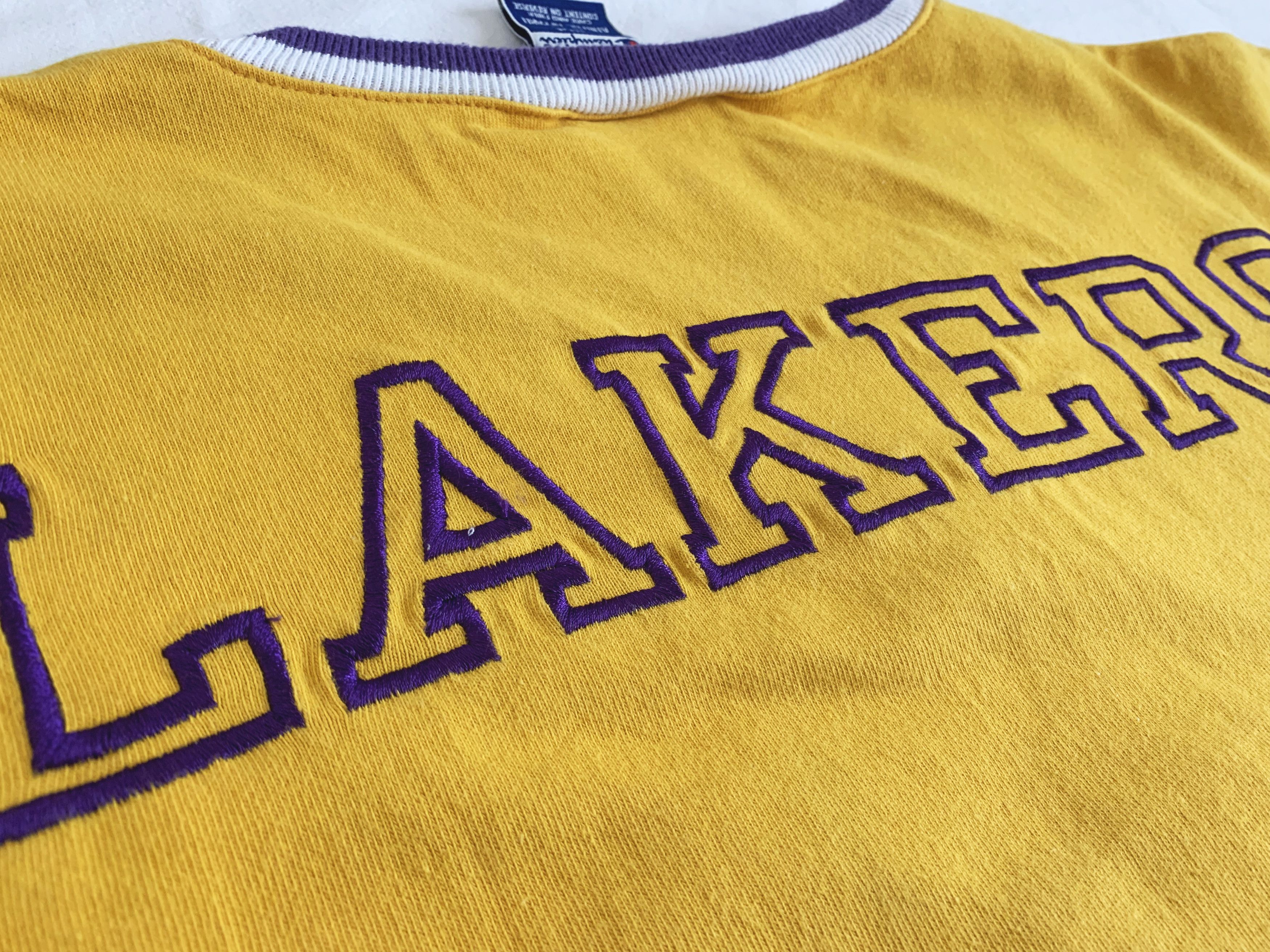 Champion RARE Vintage 90s CHAMPION Lakers Warm Up Shirt Kobe Bryant Size US L / EU 52-54 / 3 - 9 Thumbnail