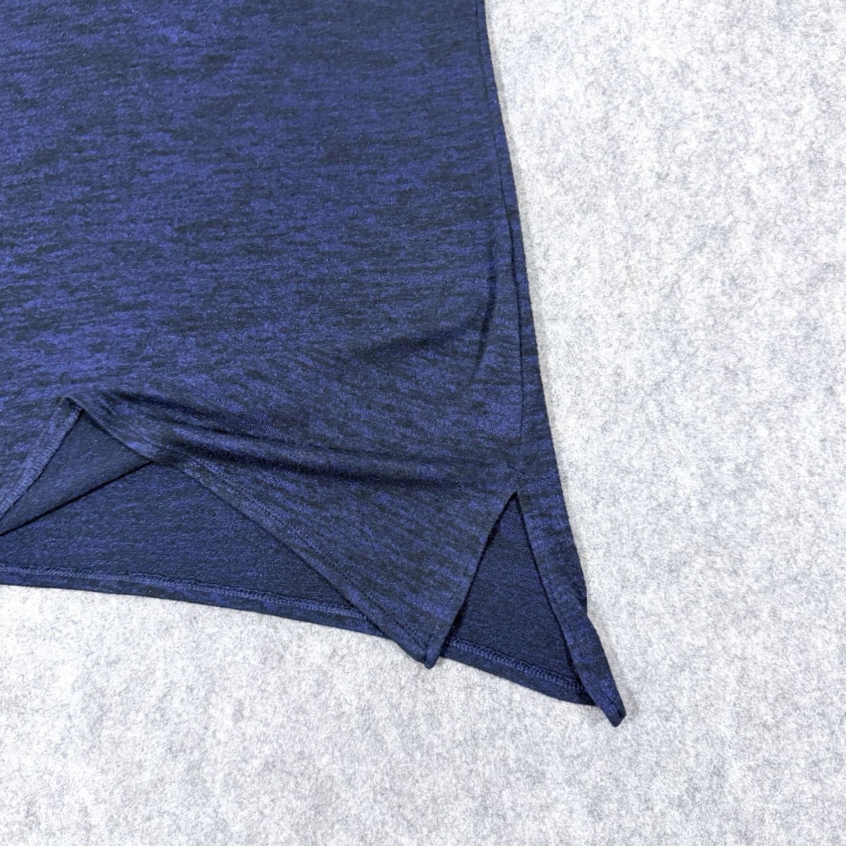 Apt. 9 Apt. 9 T-Shirt Short Sleeve Navy Blue Women Size L Casual Lightweight Shirt Size L / US 10 / IT 46 - 4 Thumbnail