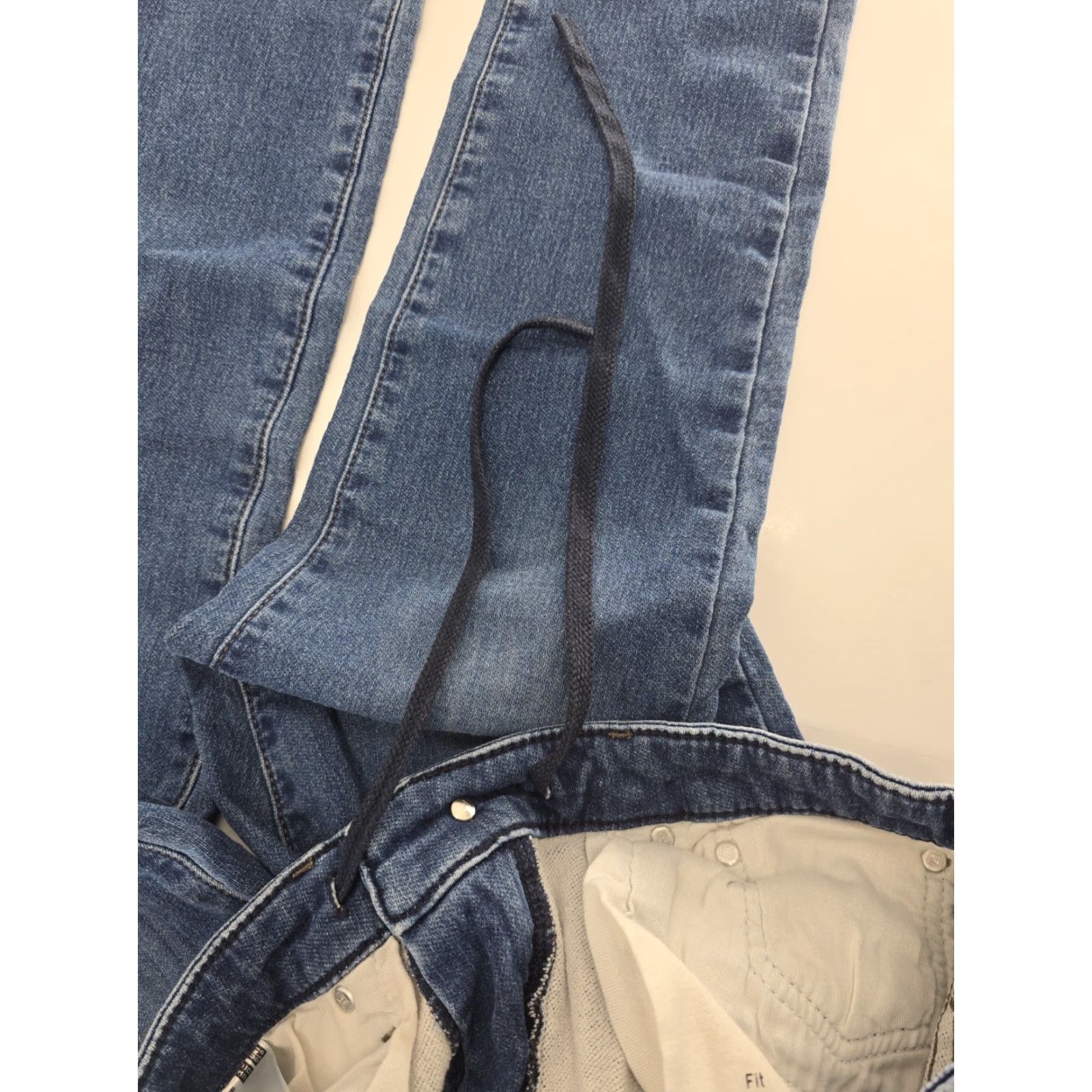 Uniqlo Uniqlo Women’s Skinny Jeans W/Elastic Waist - Size S (27-30 In) Blue, 5-Pocket, Slim Fit Denim Jeans Size 28" / US 6 / IT 42 - 4 Thumbnail
