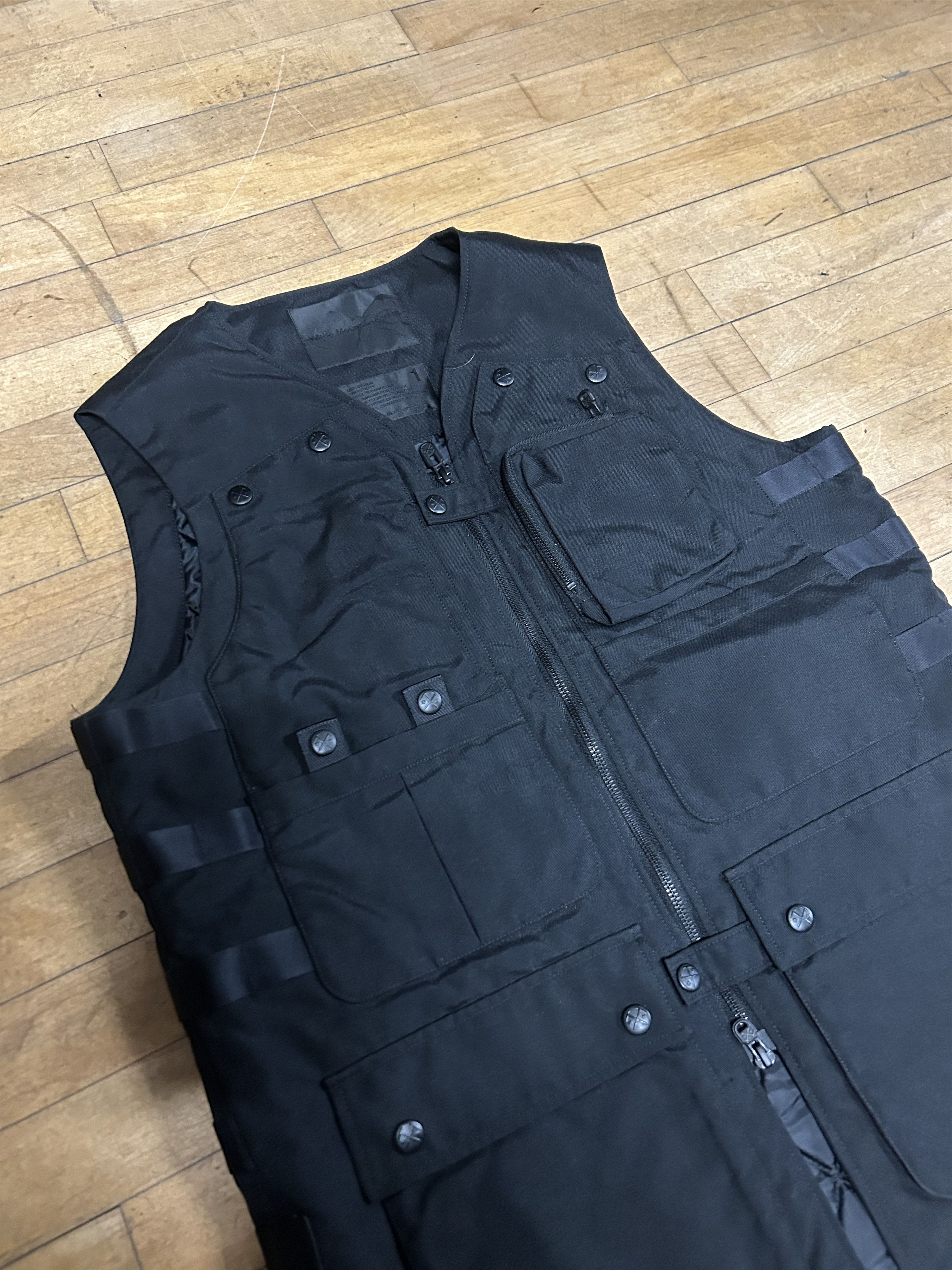 White Mountaineering White Mountaineering Tactical Vest Size US S / EU 44-46 / 1 - 3 Thumbnail