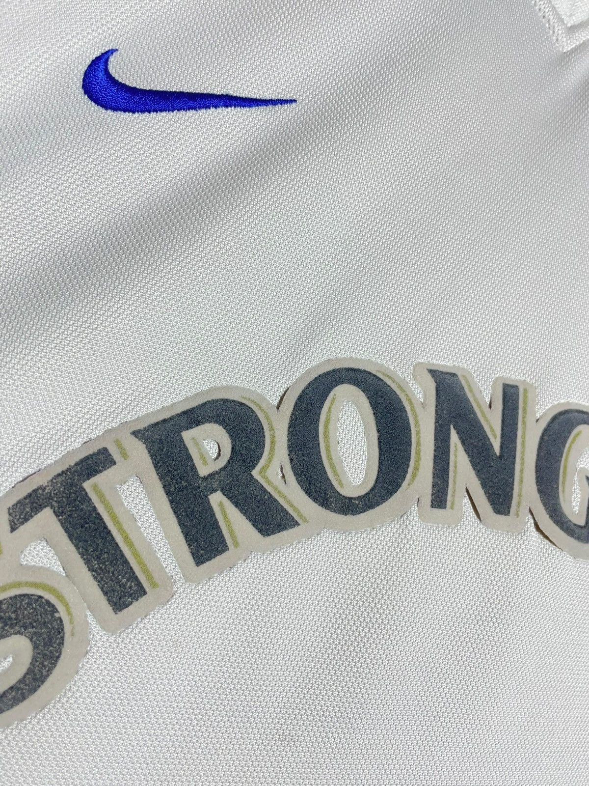 Nike × Vintage Leeds United Nike 2000/02 Home Vintage Football Shirt Size US XL / EU 56 / 4 - 7 Thumbnail