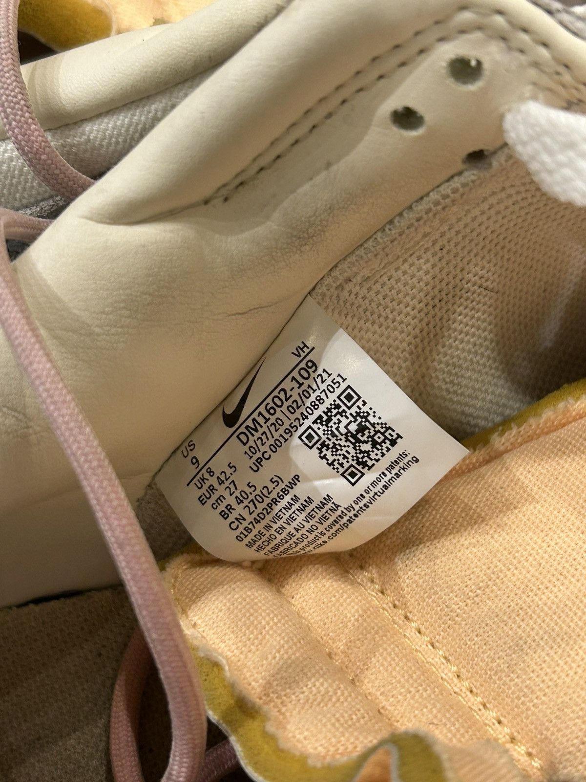 Nike × Off-White Nike Dunk Low ‘Off-White Lot 09’ Size US 9 / EU 42 - 8 Thumbnail