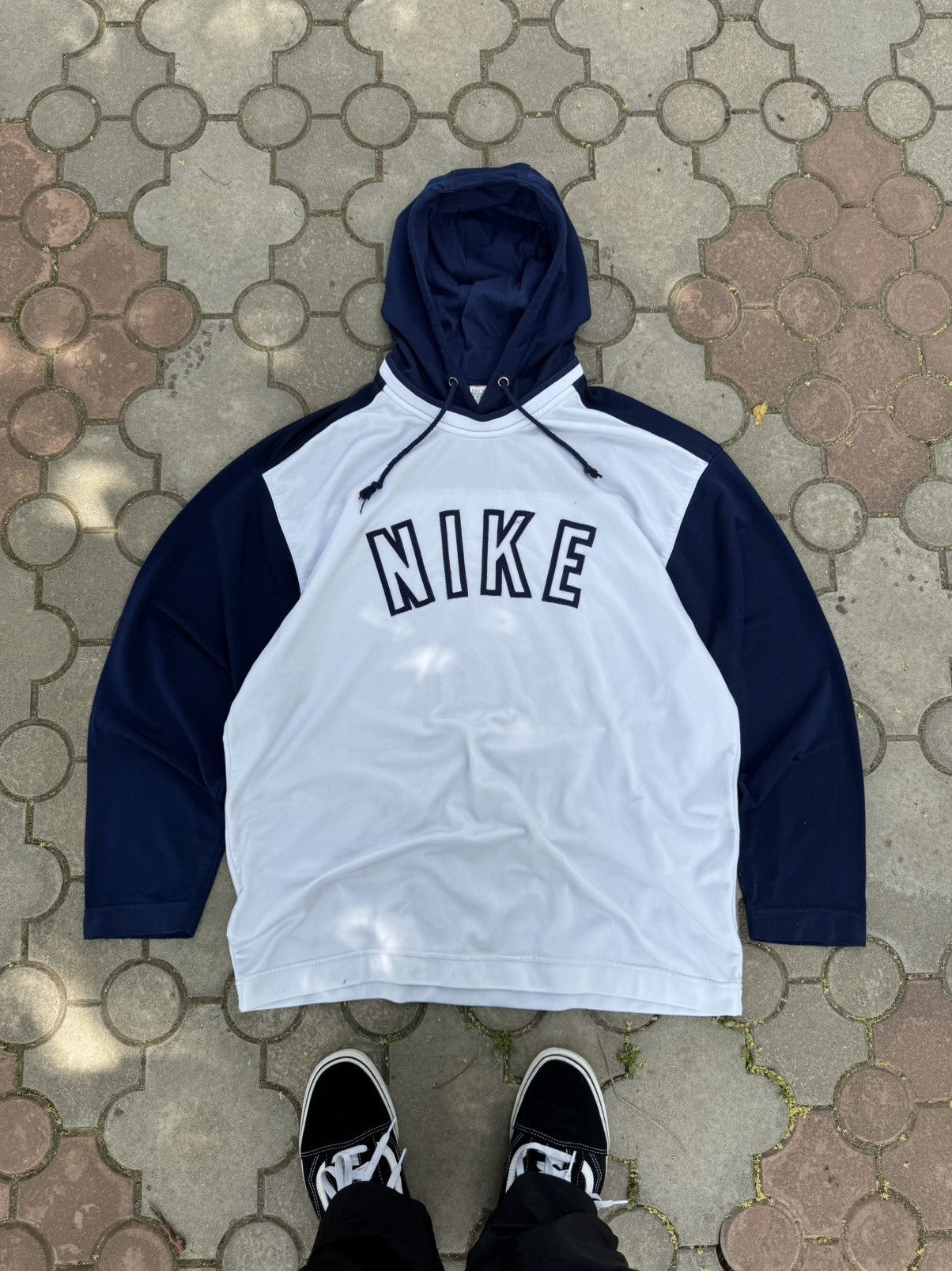 Nike × Vintage Vintage Nike Spell Out Y2K Hoodie Size US L / EU 52-54 / 3 - 1 Thumbnail