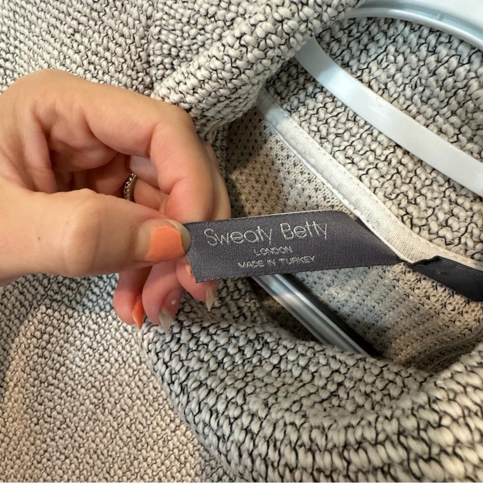 Other Sweaty Betty Size 6 Gray Cowl‎ Neck Sweater Size M / US 6-8 / IT 42-44 - 5 Thumbnail