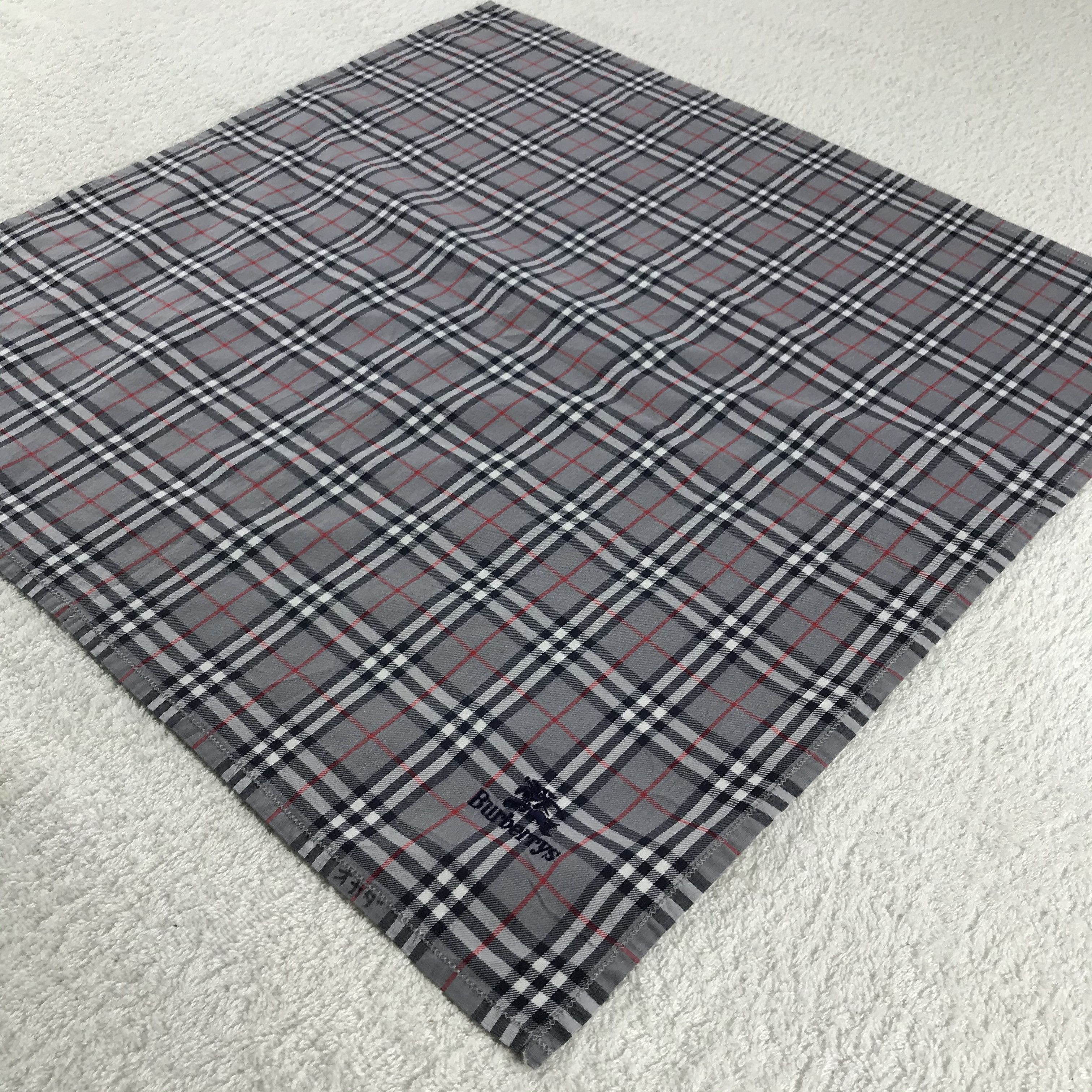 Burberry × Vintage Burberry Bandana / Handkerchief / Neckerchief - S304 Size ONE SIZE - 2 Thumbnail