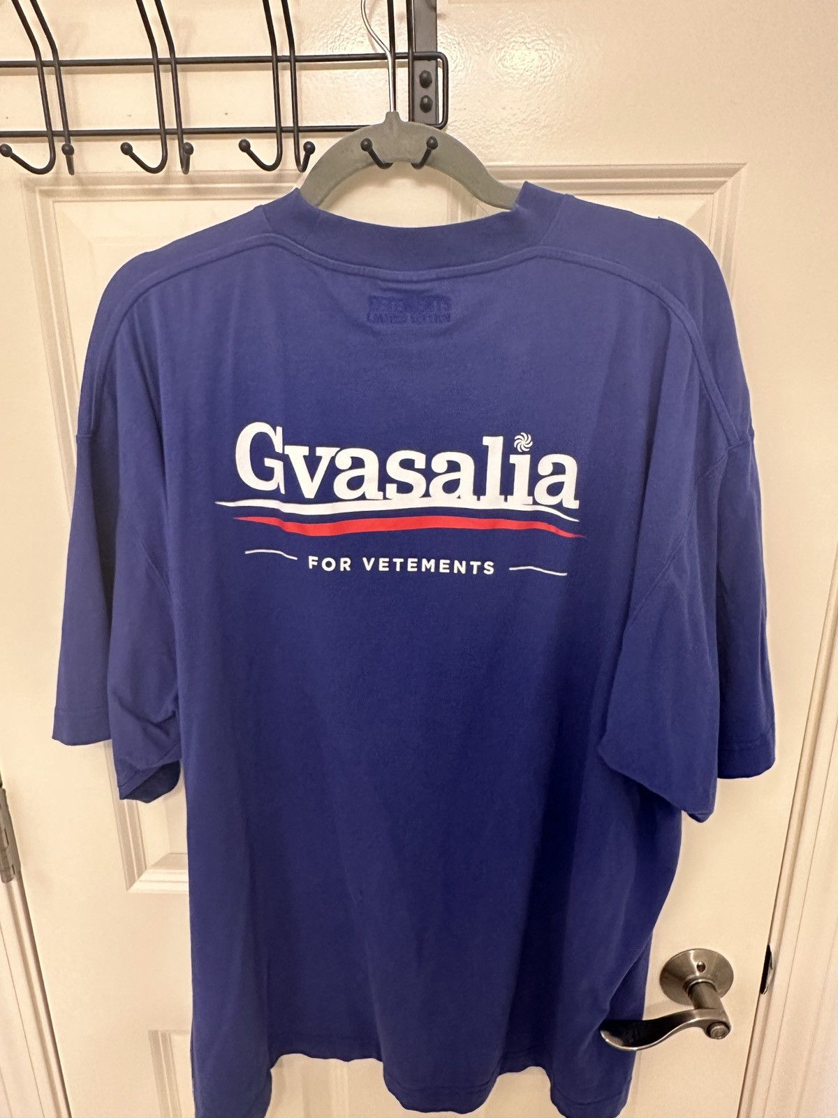 Vetements Gvasalia For Vetements Political Tee Size US L / EU 52-54 / 3 - 6 Thumbnail