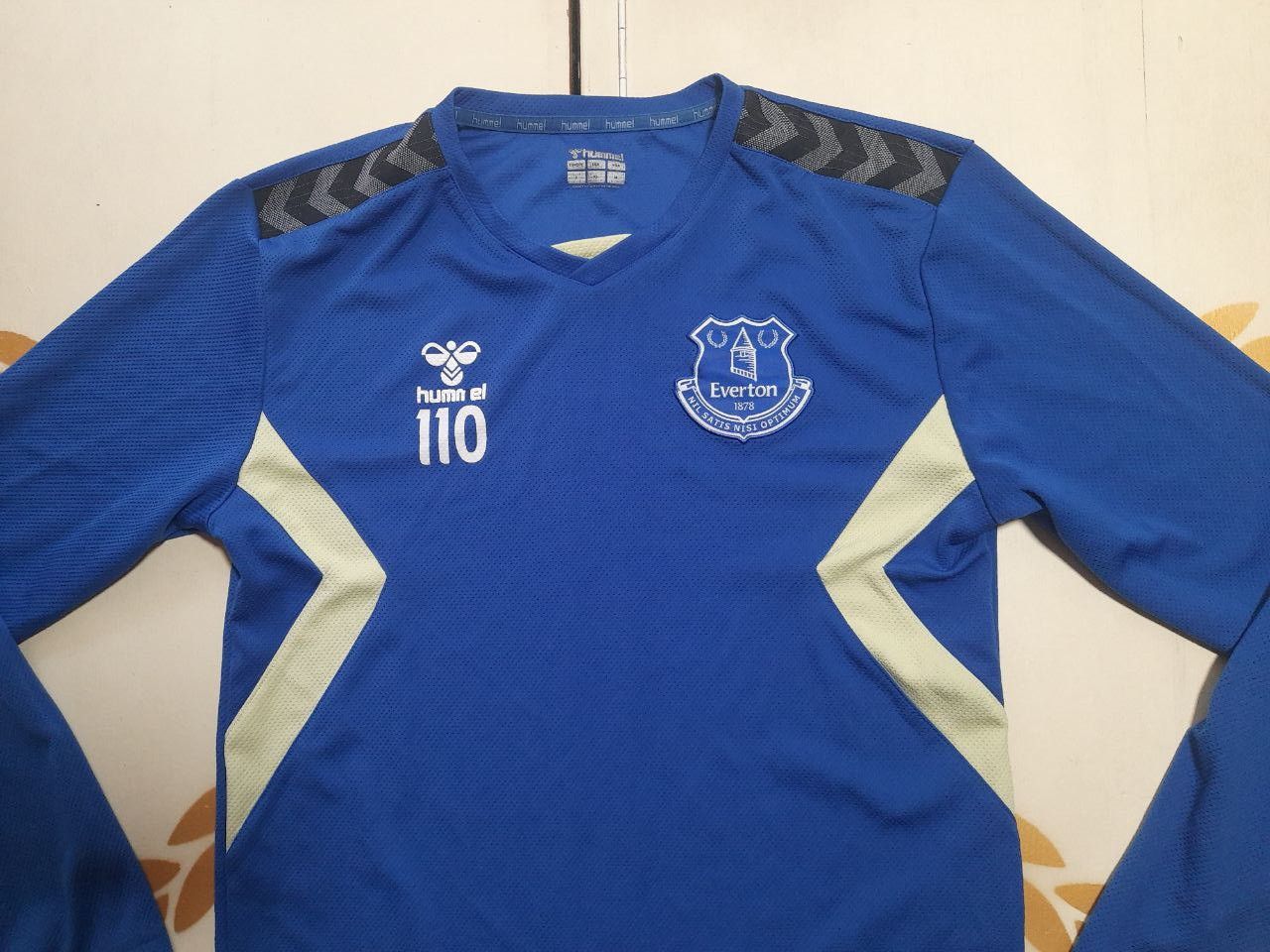 Hummel Hummel Everton Long SleeveTraining Jersey #110 Size US S / EU 44-46 / 1 - 4 Thumbnail