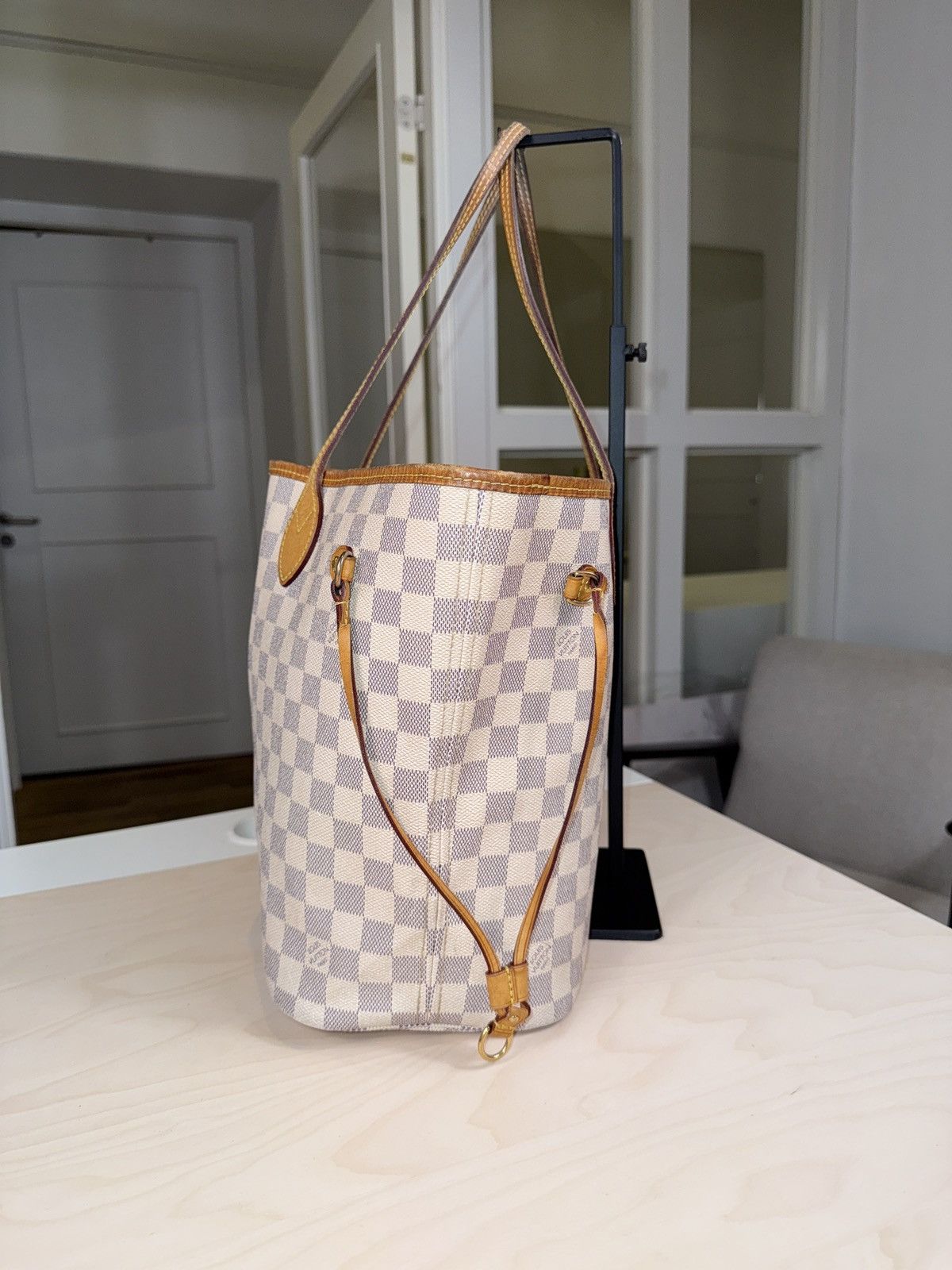 Louis Vuitton Louis Vuitton Neverfull Damier Azure MM Size ONE SIZE - 4 Thumbnail
