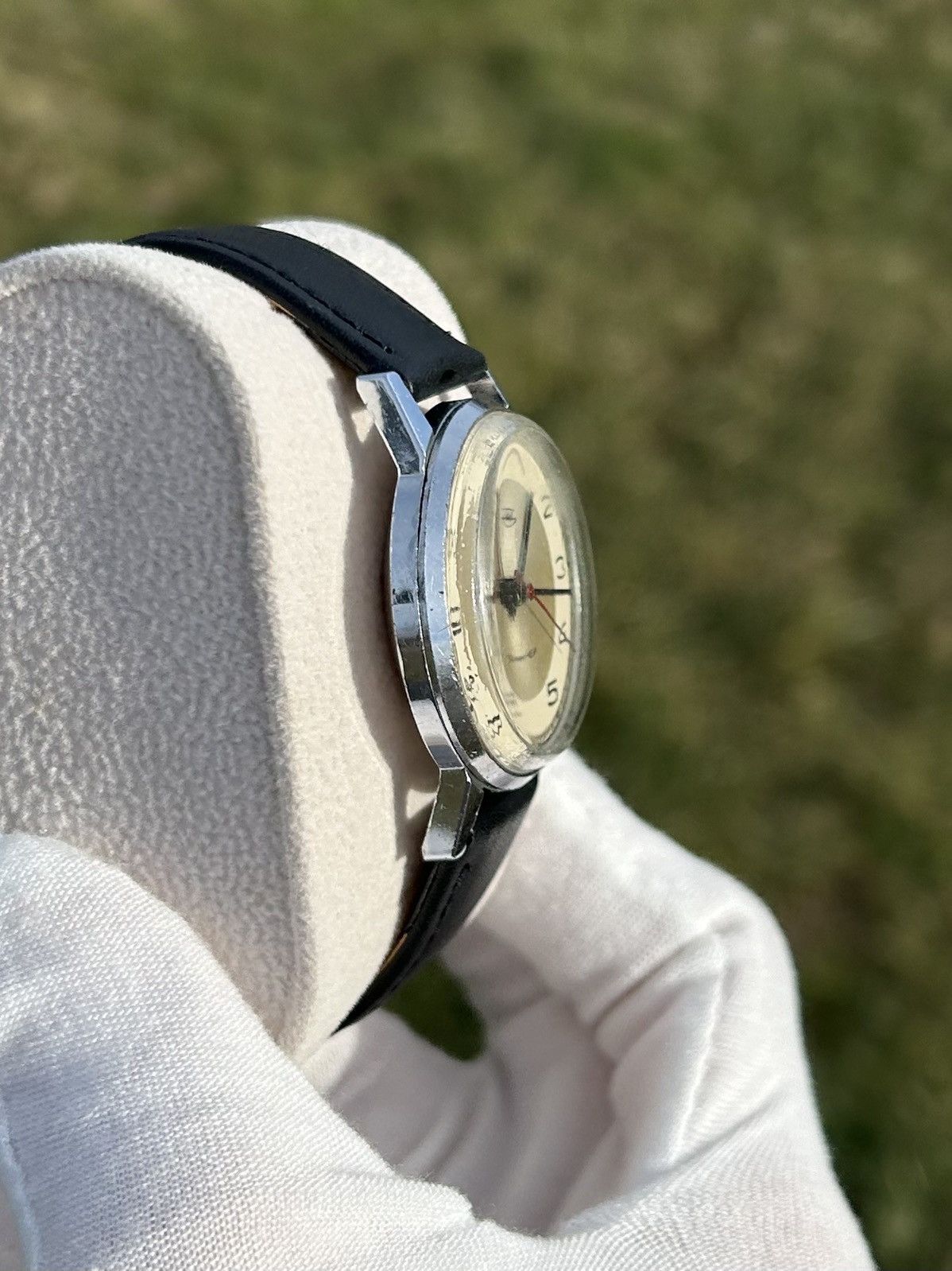 Vintage Vintage Watch Zim Soviet USSR Mechanical Authentic 1980s Size ONE SIZE - 11 Thumbnail