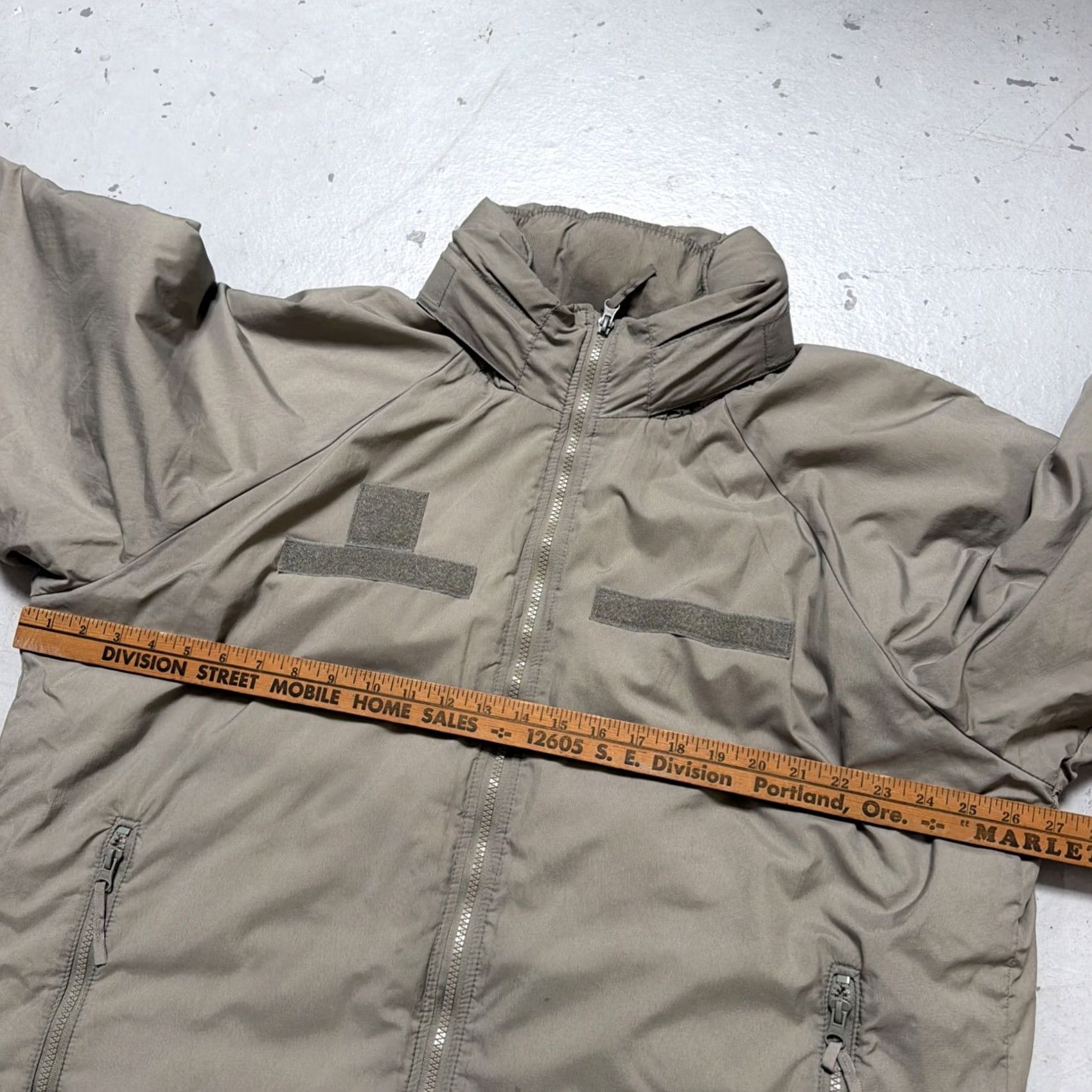 Wild Things Wild Things Extreme Cold Weather Parka Jacket ECWCS Primaloft Made USA M-Long Jacket Parka Military Army Tactical Insulated Unisex Adults Gray XS? Size US M / EU 48-50 / 2 - 3 Thumbnail