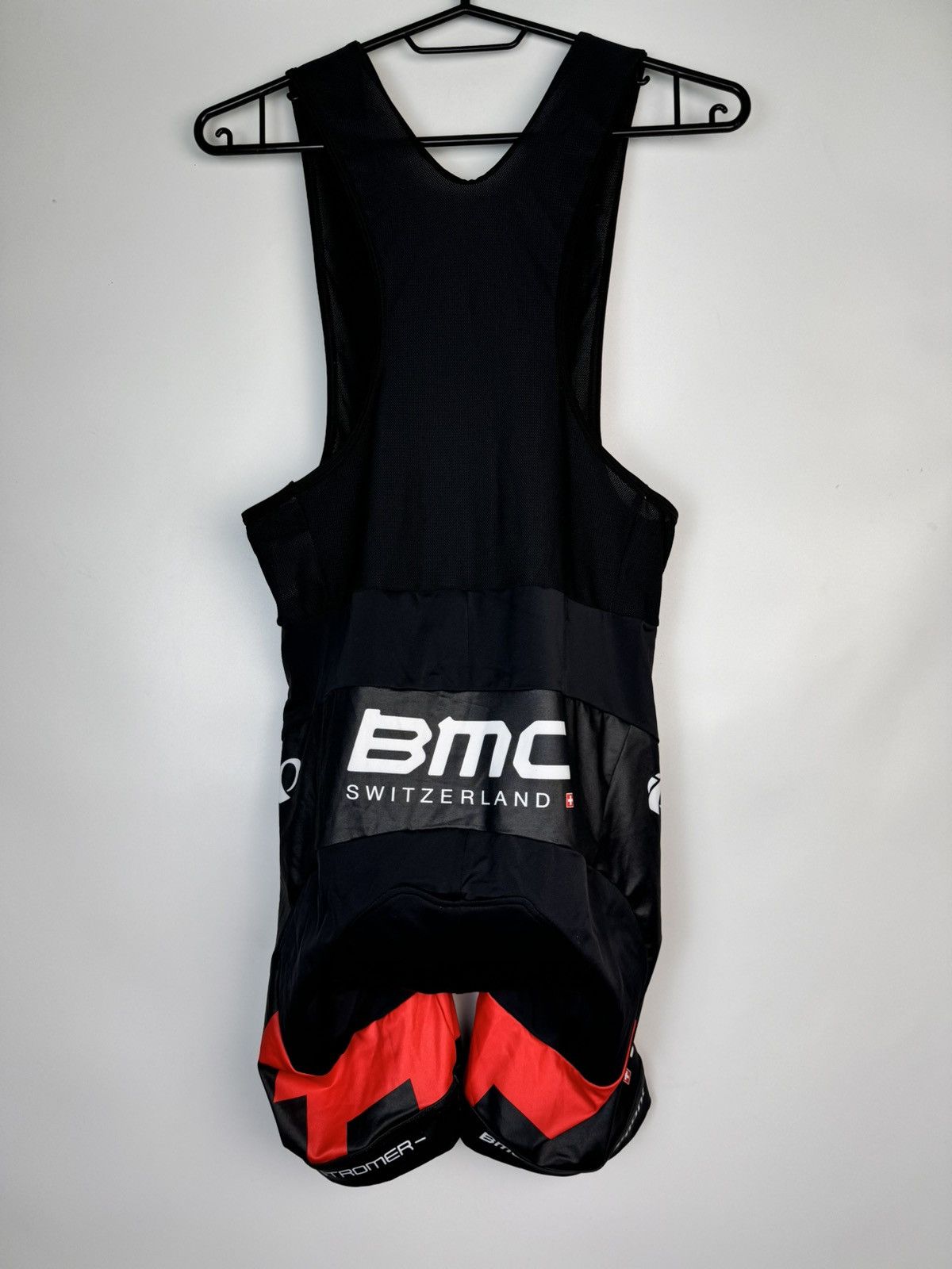 Bicycle VINTAGE PEARL IZUMI BMC CYCLING BIB SHORTS JERSEY BIKE SET Size US M / EU 48-50 / 2 - 8 Thumbnail