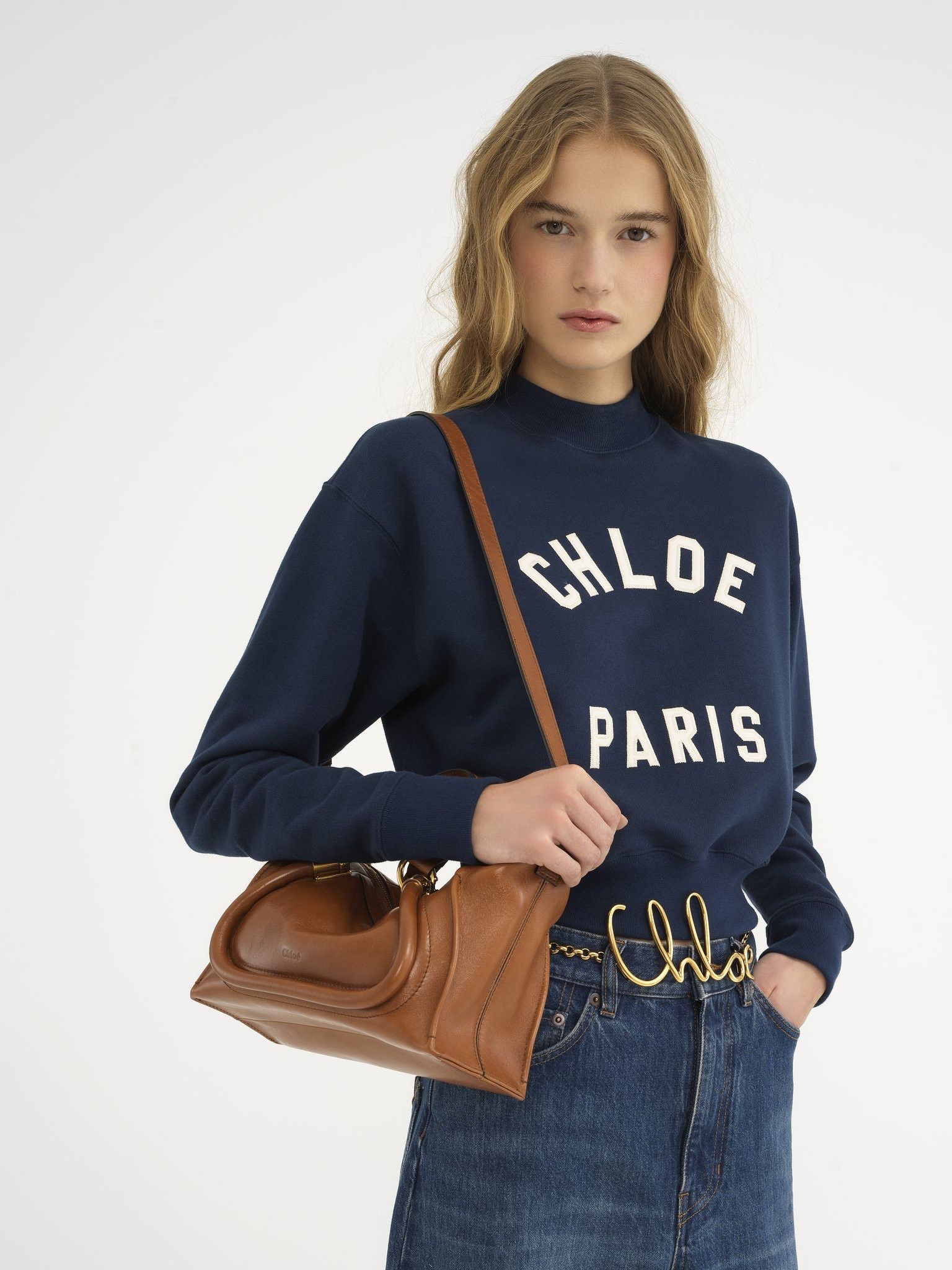 Chloe oc11z0925 Size: OS / Paraty 24 Small Double Carry Bag Brown Size ONE SIZE - 2 Thumbnail
