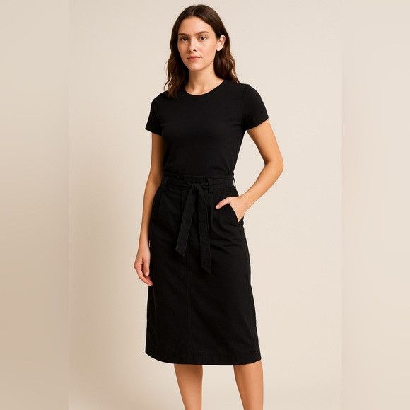 Velvet Velvet by Graham & Spencer Black Midi Skirt Size 4 with Belt Size 25" / US 0 / IT 36 - 1 Thumbnail