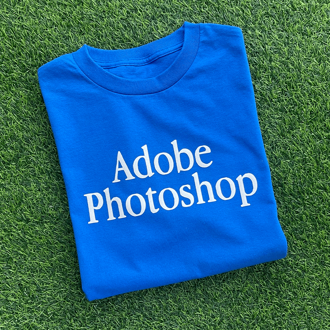 Vintage ADOBE PHOTOSHOP TSHIRT Size US S / EU 44-46 / 1 - 1 Preview