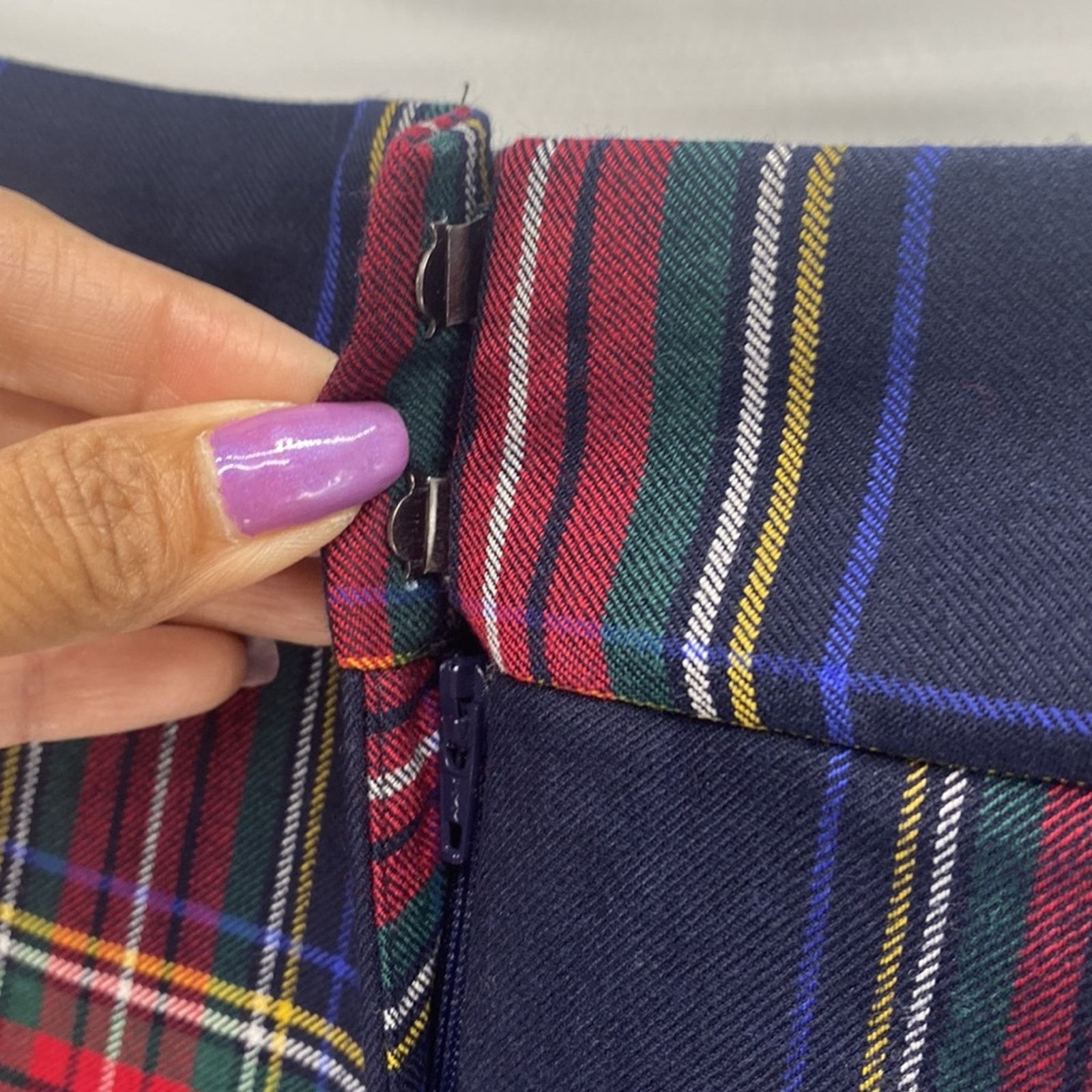 Other Talbots Hampshire Ankle plaid pants wool blend holiday sz 2 Size 26" / US 2 / IT 38 - 3 Thumbnail