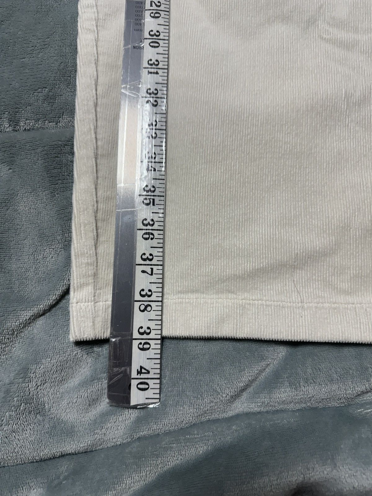 Uniqlo NWT Uniqlo Cream Off White Corduroy Pants Size XL Size US 36 / EU 52 - 2 Thumbnail