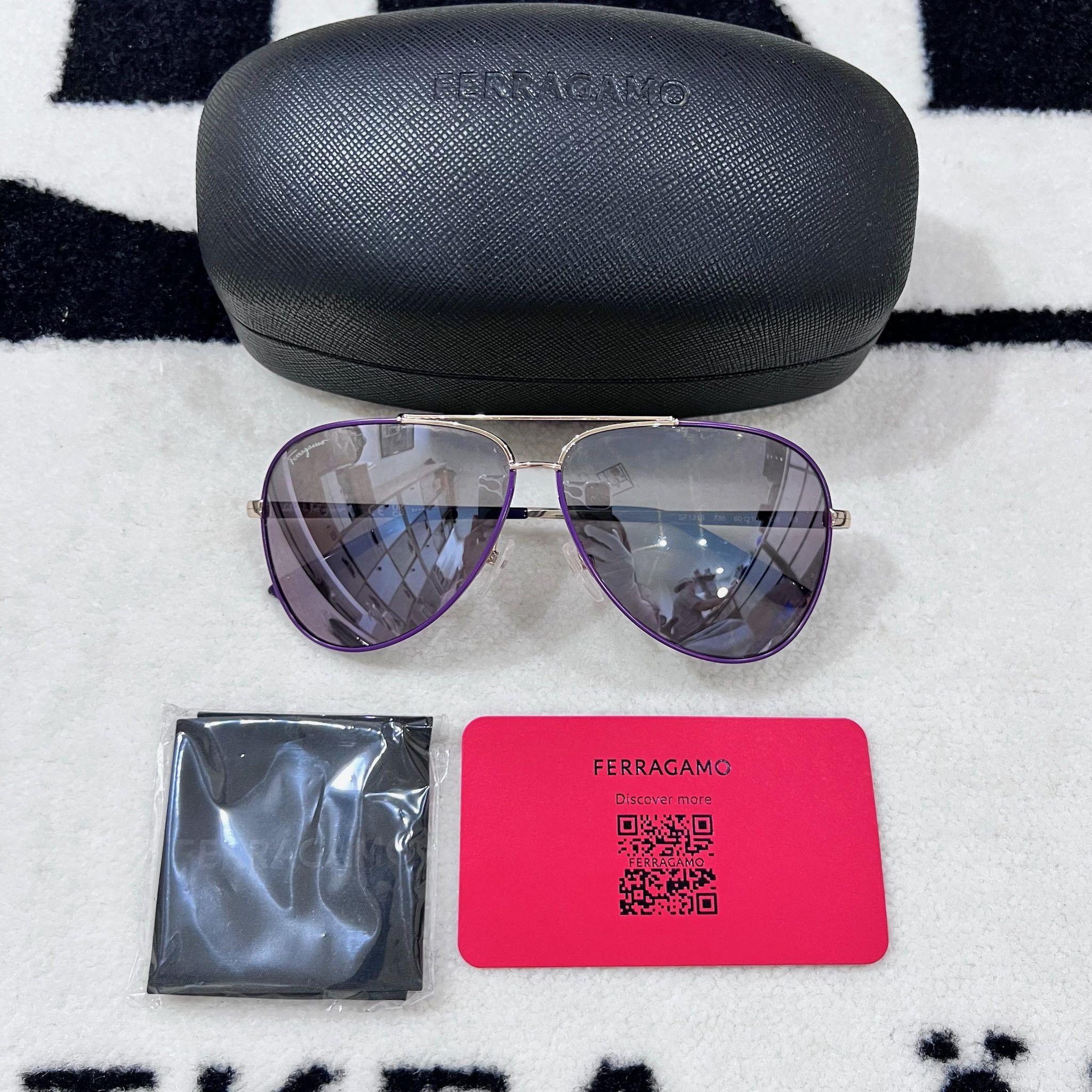Salvatore Ferragamo Salvatore Ferragamo Purple Light Gold Aviator Sunglasses Size ONE SIZE - 1 Thumbnail