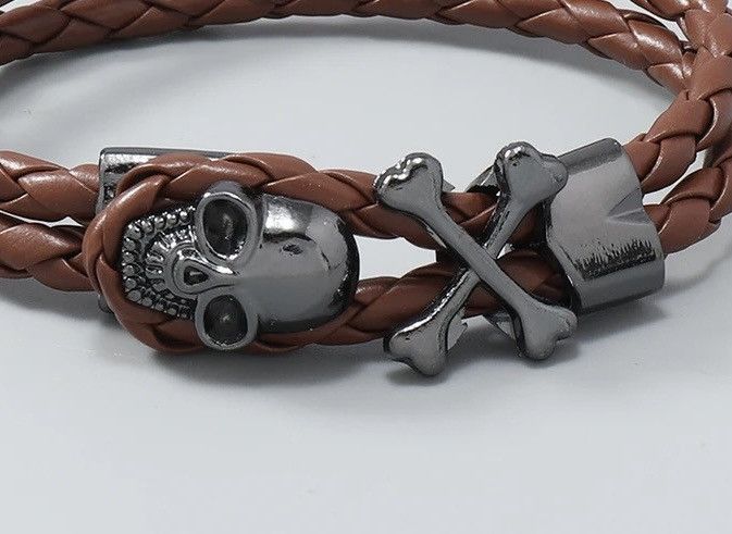 Jewelry × Leather Brown Leather Goth Skull Bracelet Size ONE SIZE - 3 Thumbnail