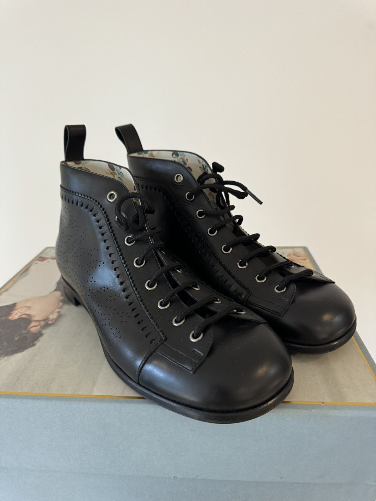 Gucci GUCCI PERFORATED LEATHER JAKARTA BOOTS Size US 9 / EU 42 - 3 Thumbnail