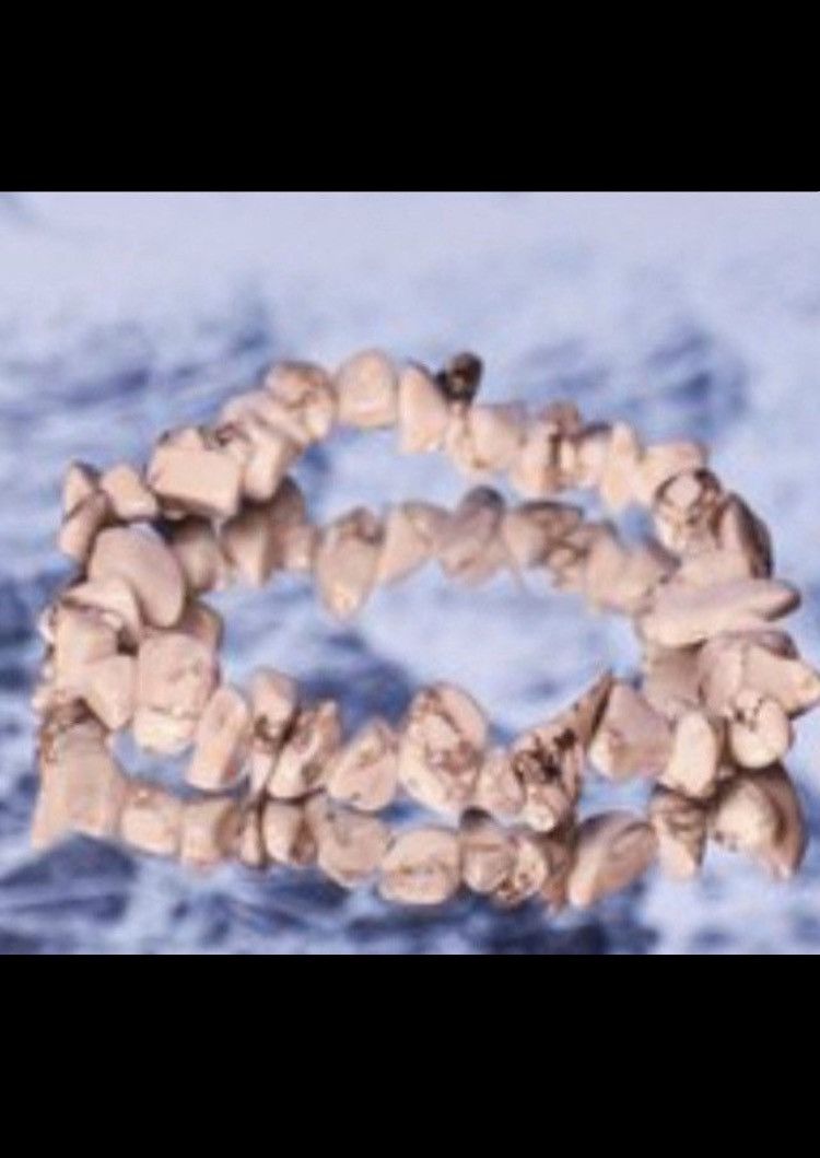 Jewelry Howlite chip beaded bracelet Size ONE SIZE - 1 Thumbnail
