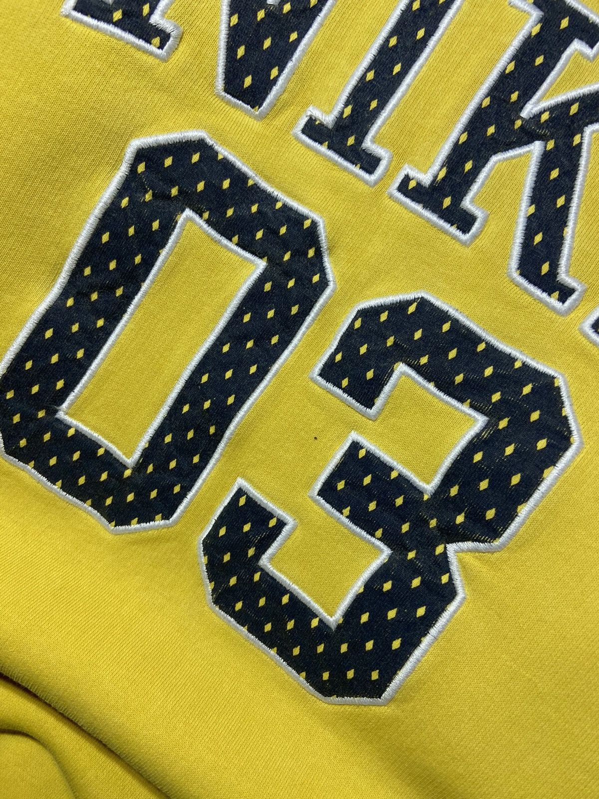 Other 💥Nike vintage y2k yellow sweatshirt‼️ Size US M / EU 48-50 / 2 - 7 Thumbnail