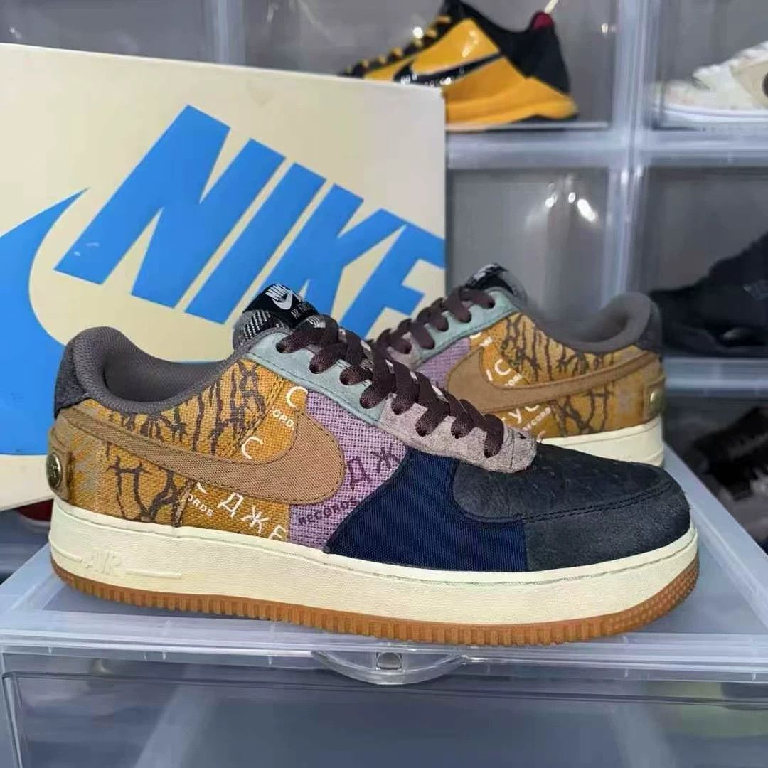 Unknown London Air Force 1 TS "What The" 43 - Like New Size US 10 / EU 43 - 4 Thumbnail