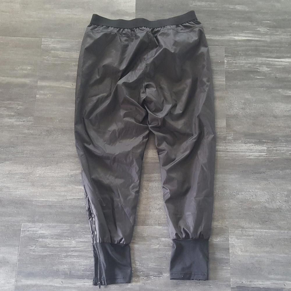 Puma Black Matte Puma Dry Cell Athletic Capri Size 28" / US 6 / IT 42 - 2 Thumbnail